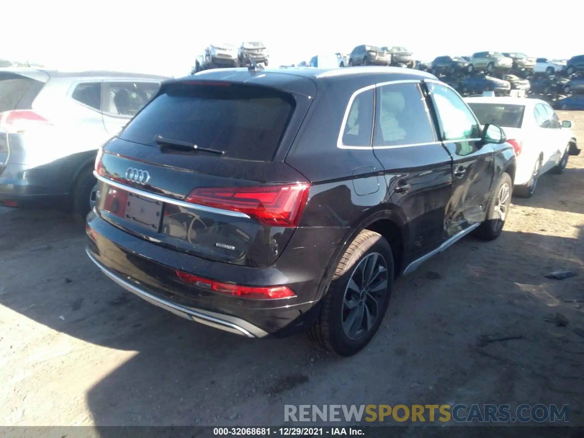 4 Фотография поврежденного автомобиля WA1BAAFY5M2097936 AUDI Q5 2021