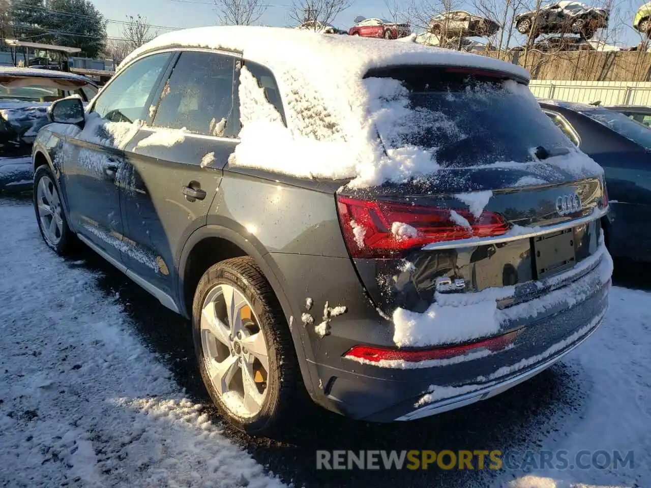 3 Photograph of a damaged car WA1BAAFY5M2118428 AUDI Q5 2021