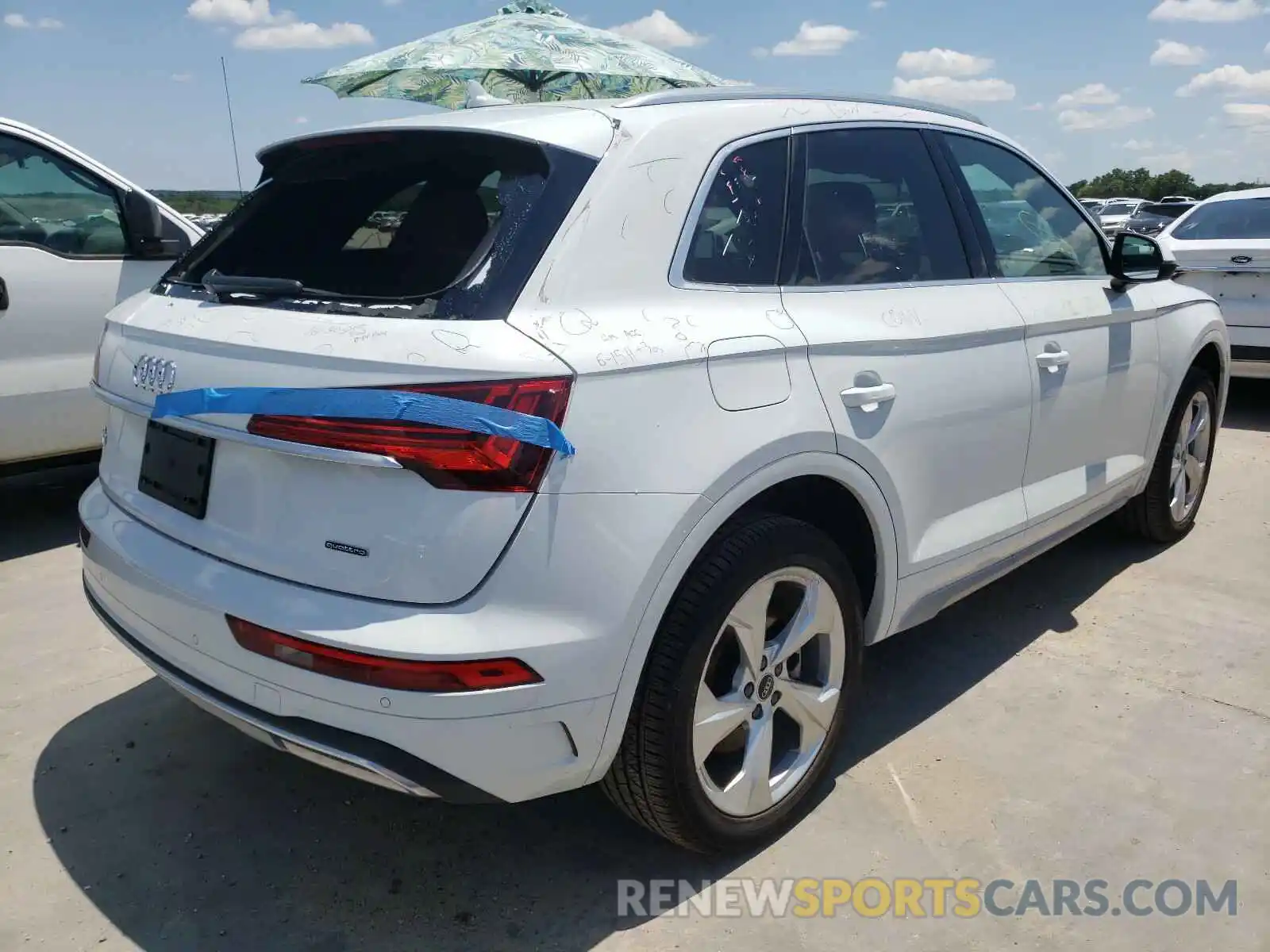 4 Photograph of a damaged car WA1BAAFY6M2019987 AUDI Q5 2021