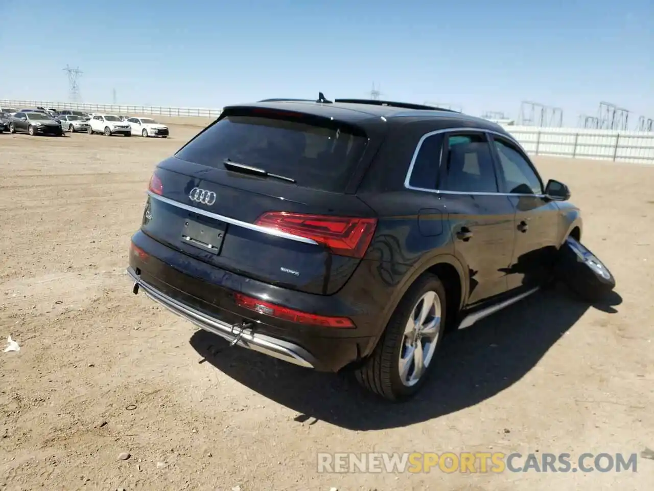 4 Photograph of a damaged car WA1BAAFY6M2027345 AUDI Q5 2021