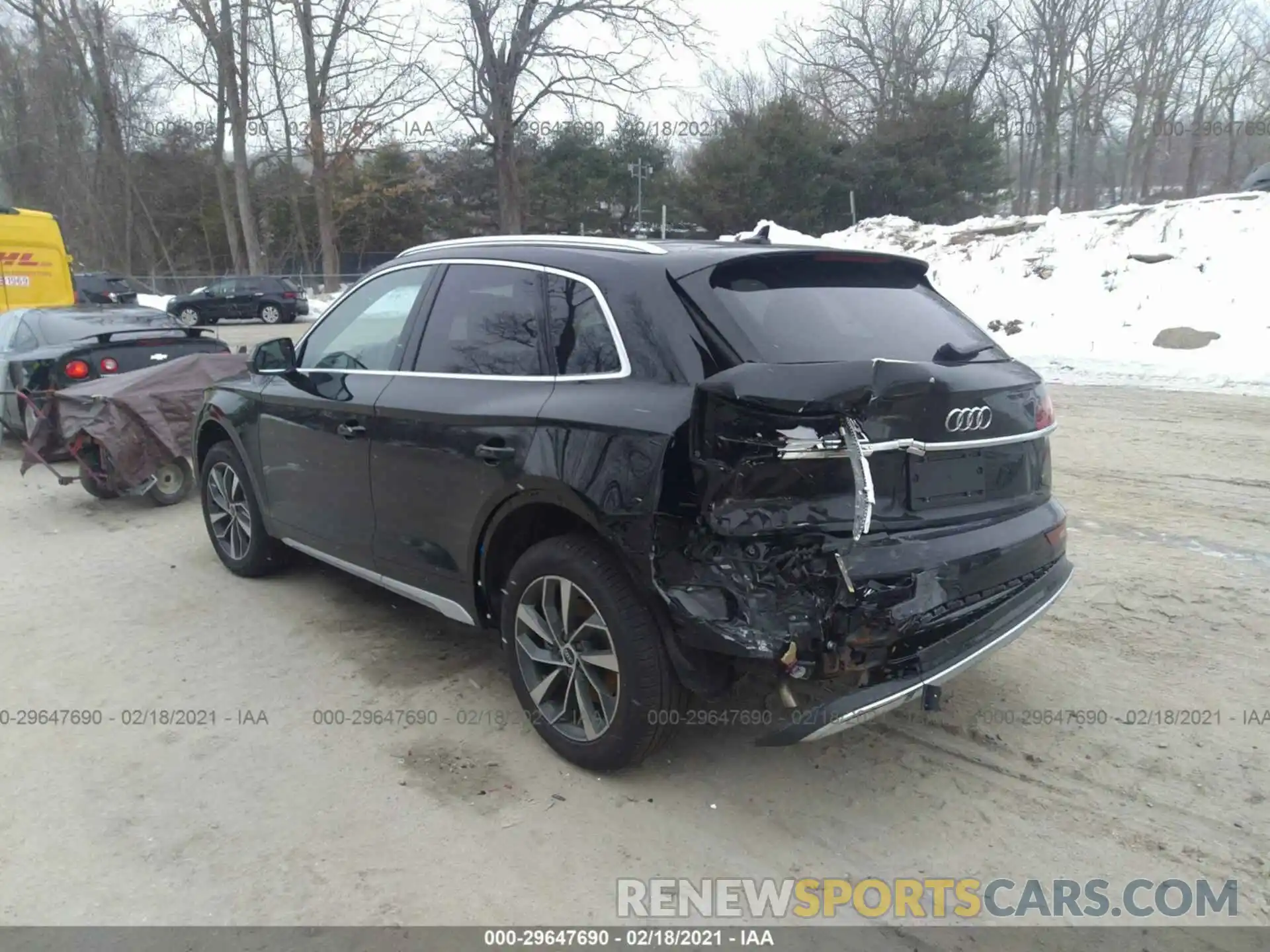 3 Photograph of a damaged car WA1BAAFY6M2035025 AUDI Q5 2021