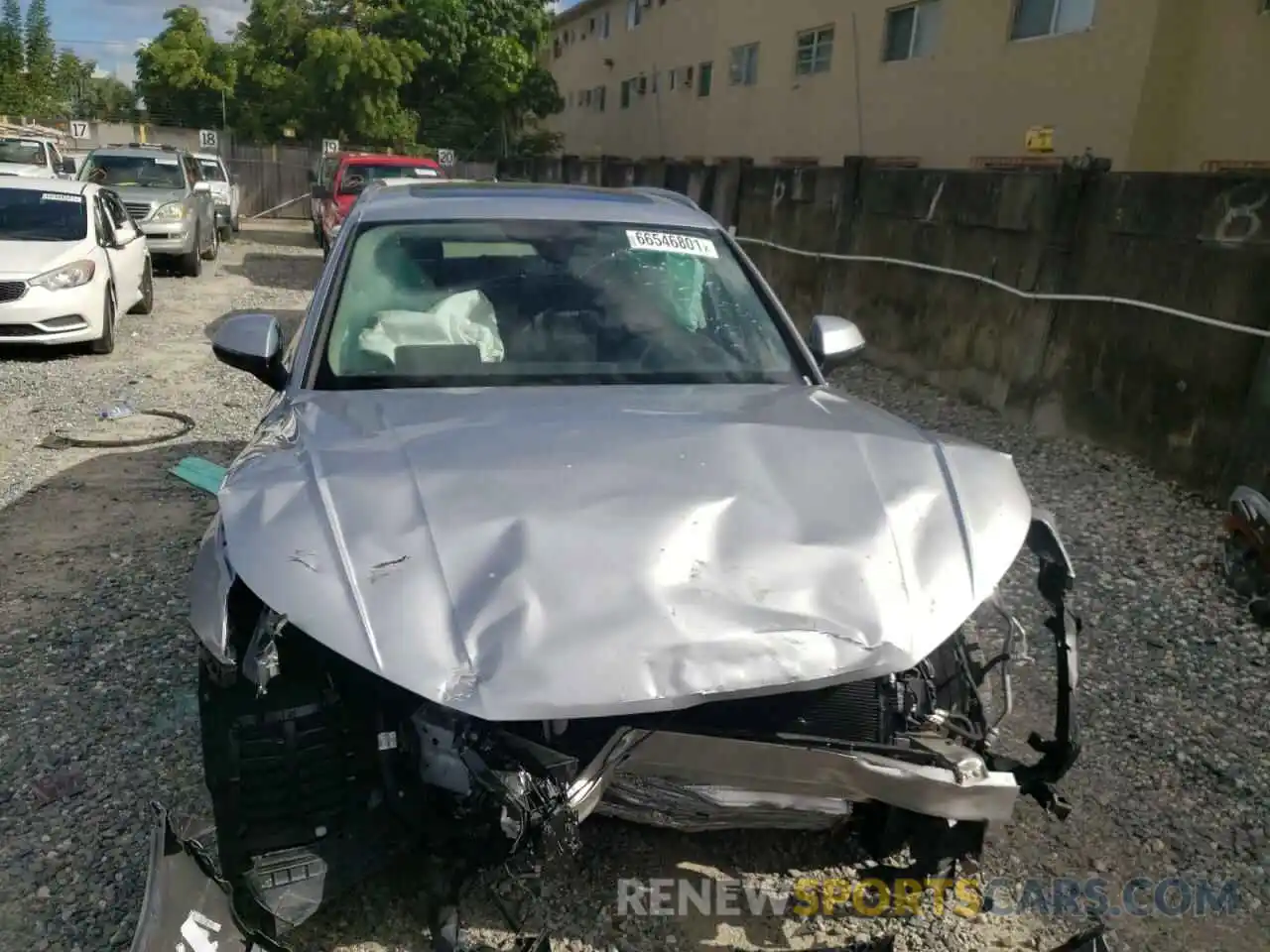 9 Photograph of a damaged car WA1BAAFY6M2051922 AUDI Q5 2021