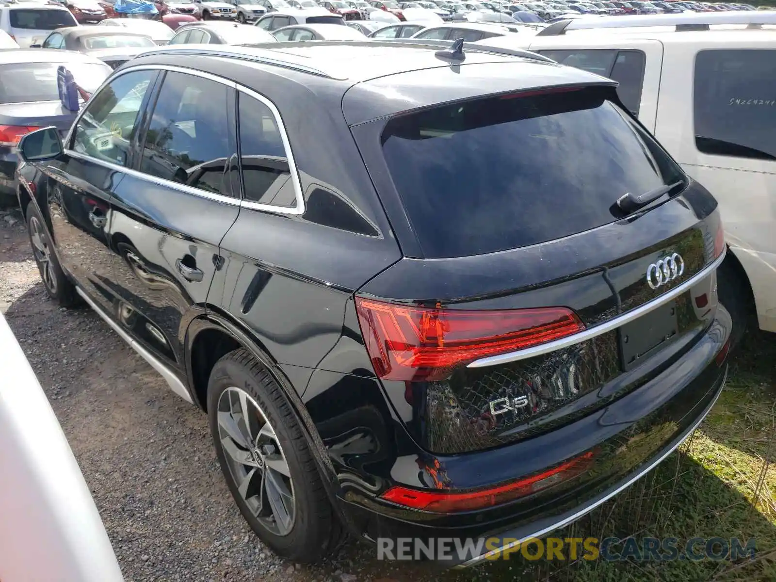 3 Photograph of a damaged car WA1BAAFY6M2064539 AUDI Q5 2021