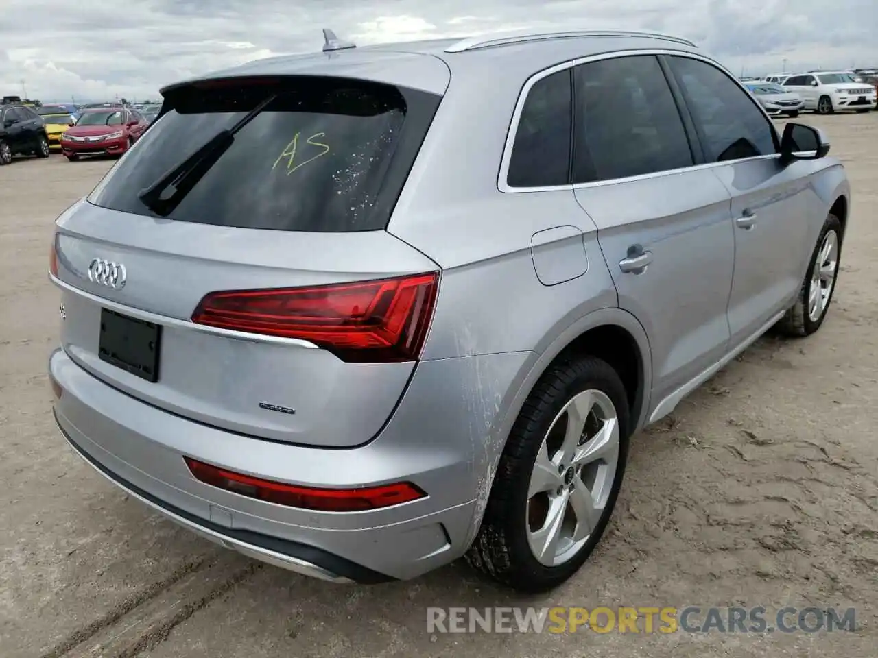 4 Photograph of a damaged car WA1BAAFY6M2090879 AUDI Q5 2021