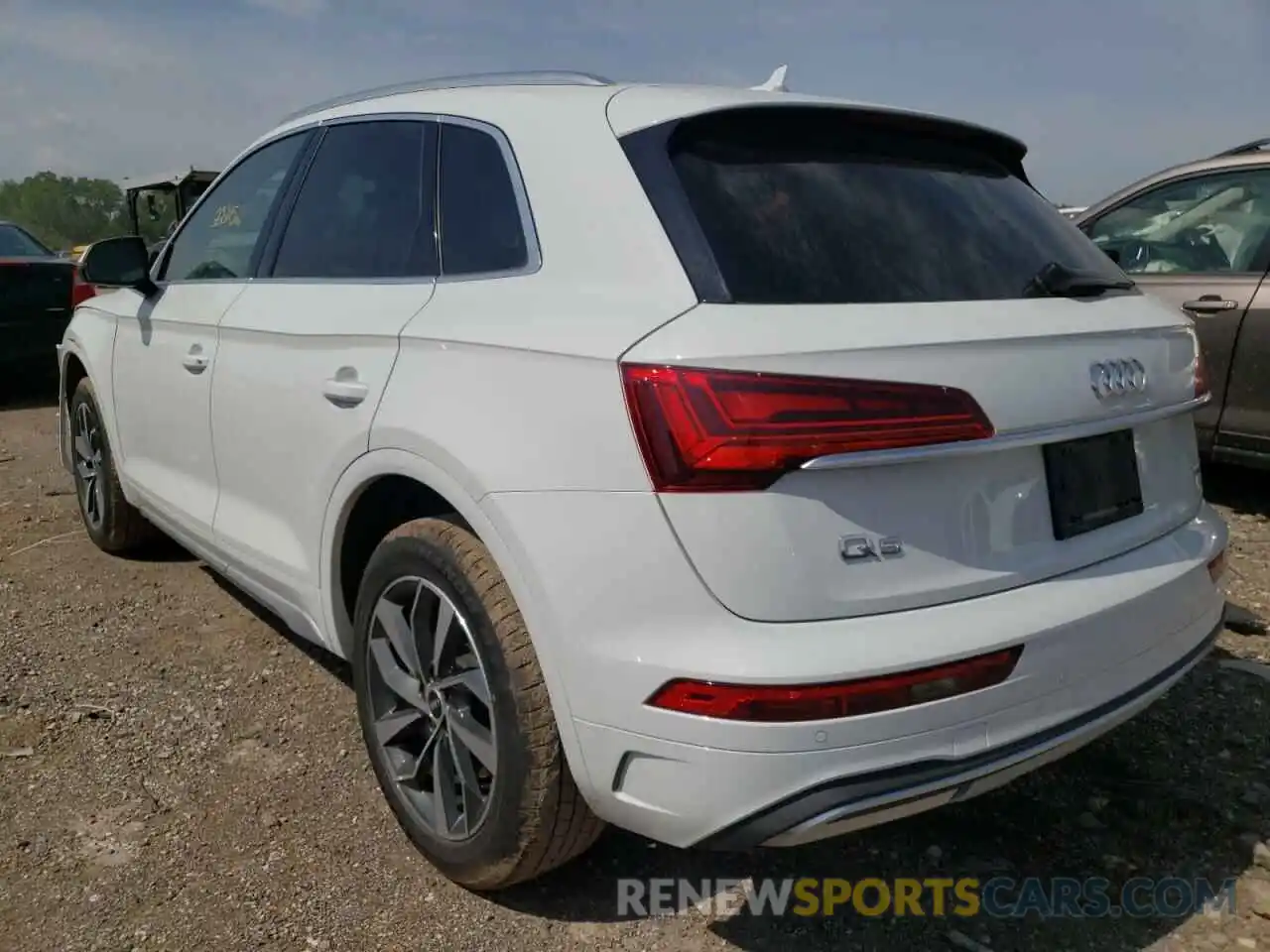 3 Фотография поврежденного автомобиля WA1BAAFY6M2118650 AUDI Q5 2021