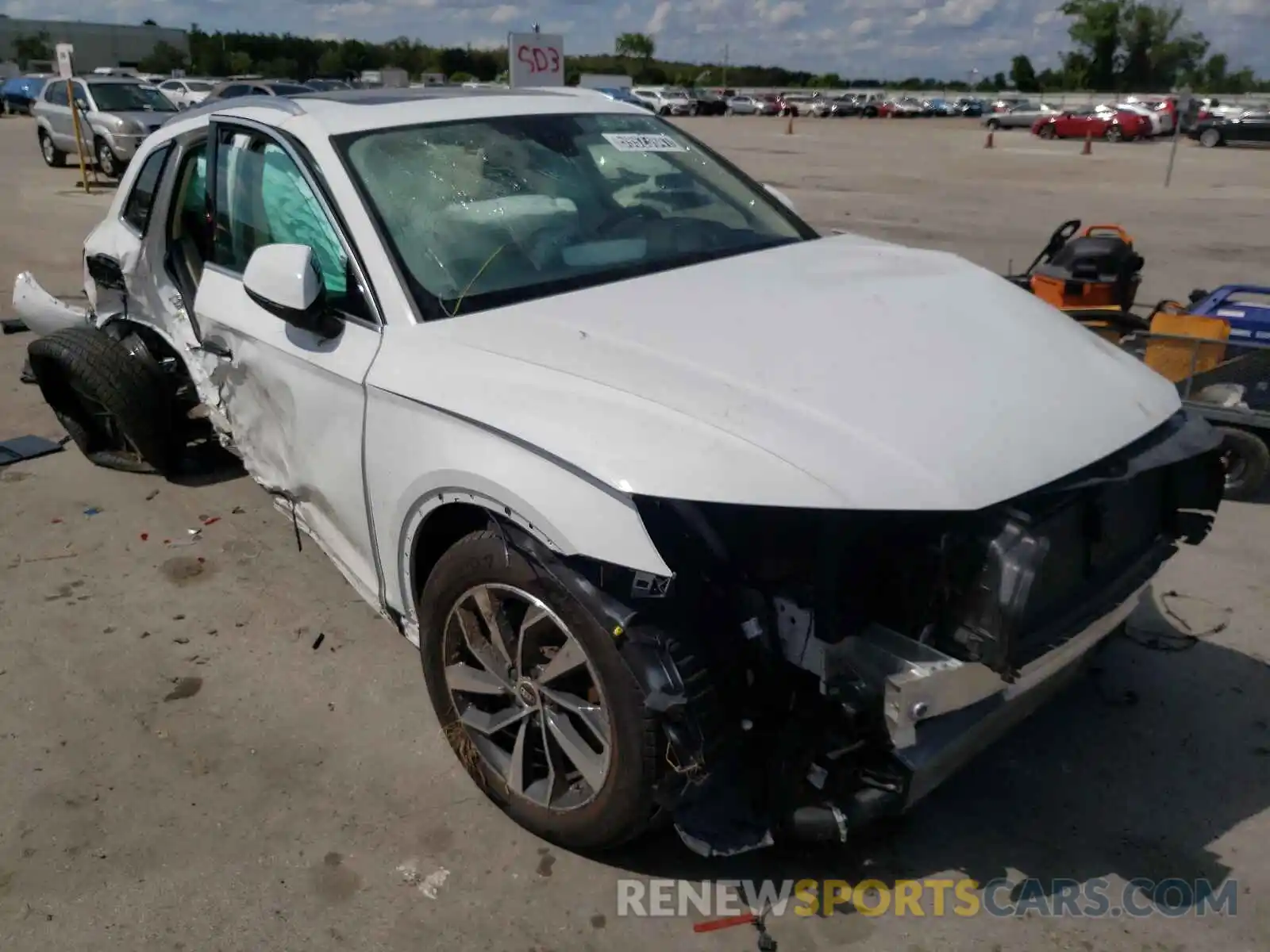 1 Photograph of a damaged car WA1BAAFY7M2051203 AUDI Q5 2021