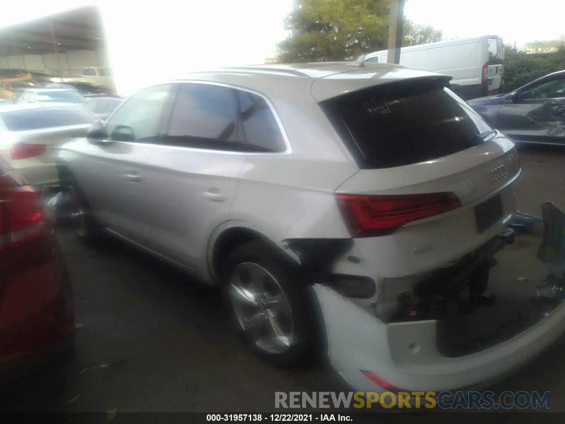 3 Photograph of a damaged car WA1BAAFY7M2057633 AUDI Q5 2021