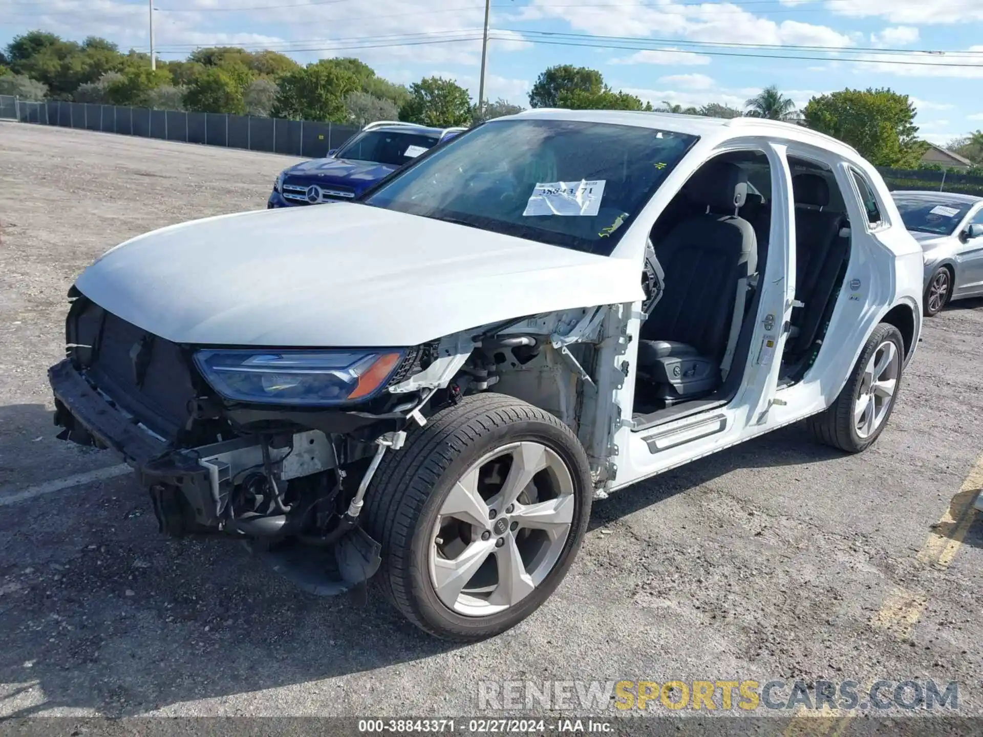 2 Photograph of a damaged car WA1BAAFY7M2060175 AUDI Q5 2021