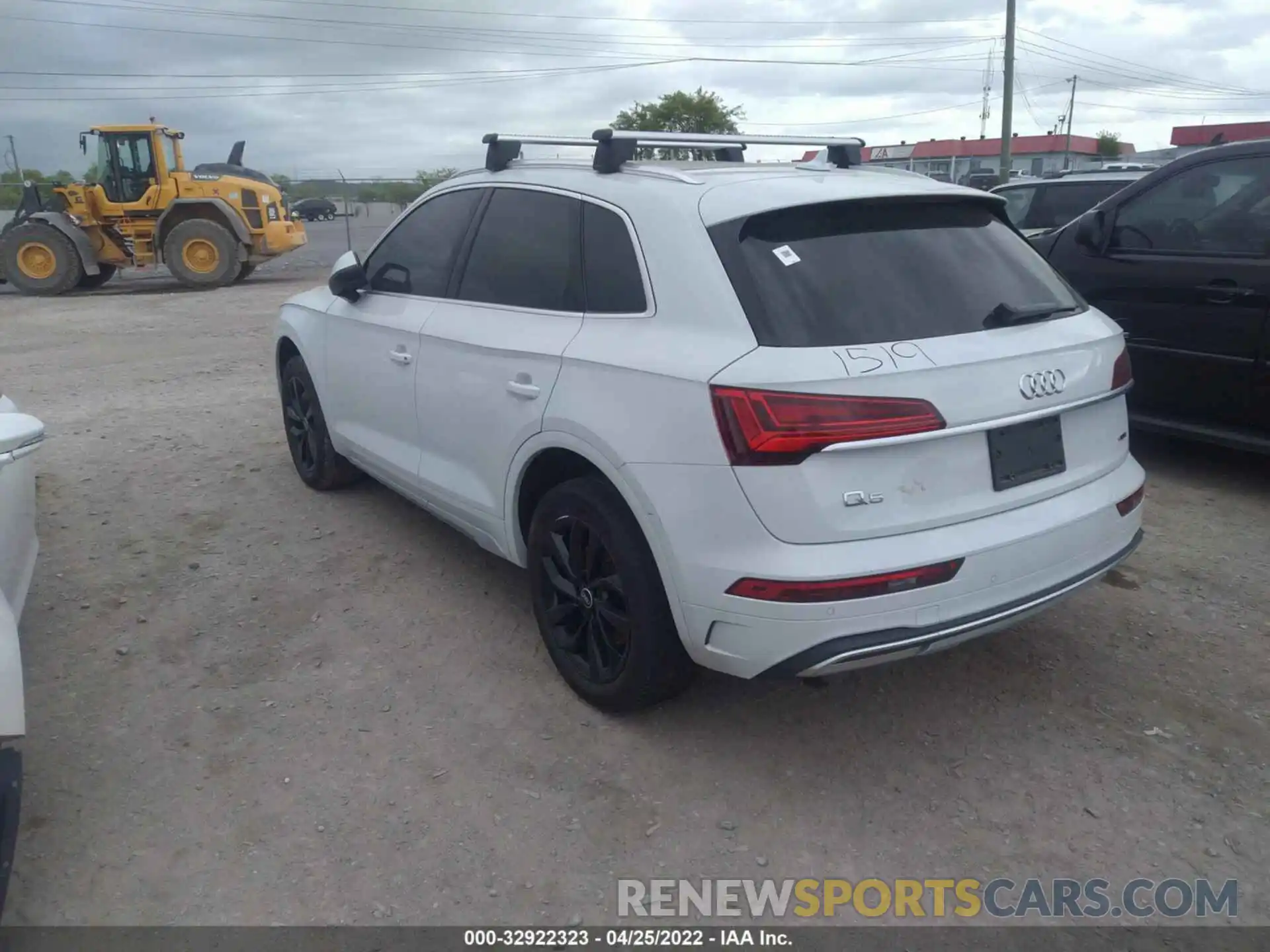 3 Photograph of a damaged car WA1BAAFY7M2061519 AUDI Q5 2021