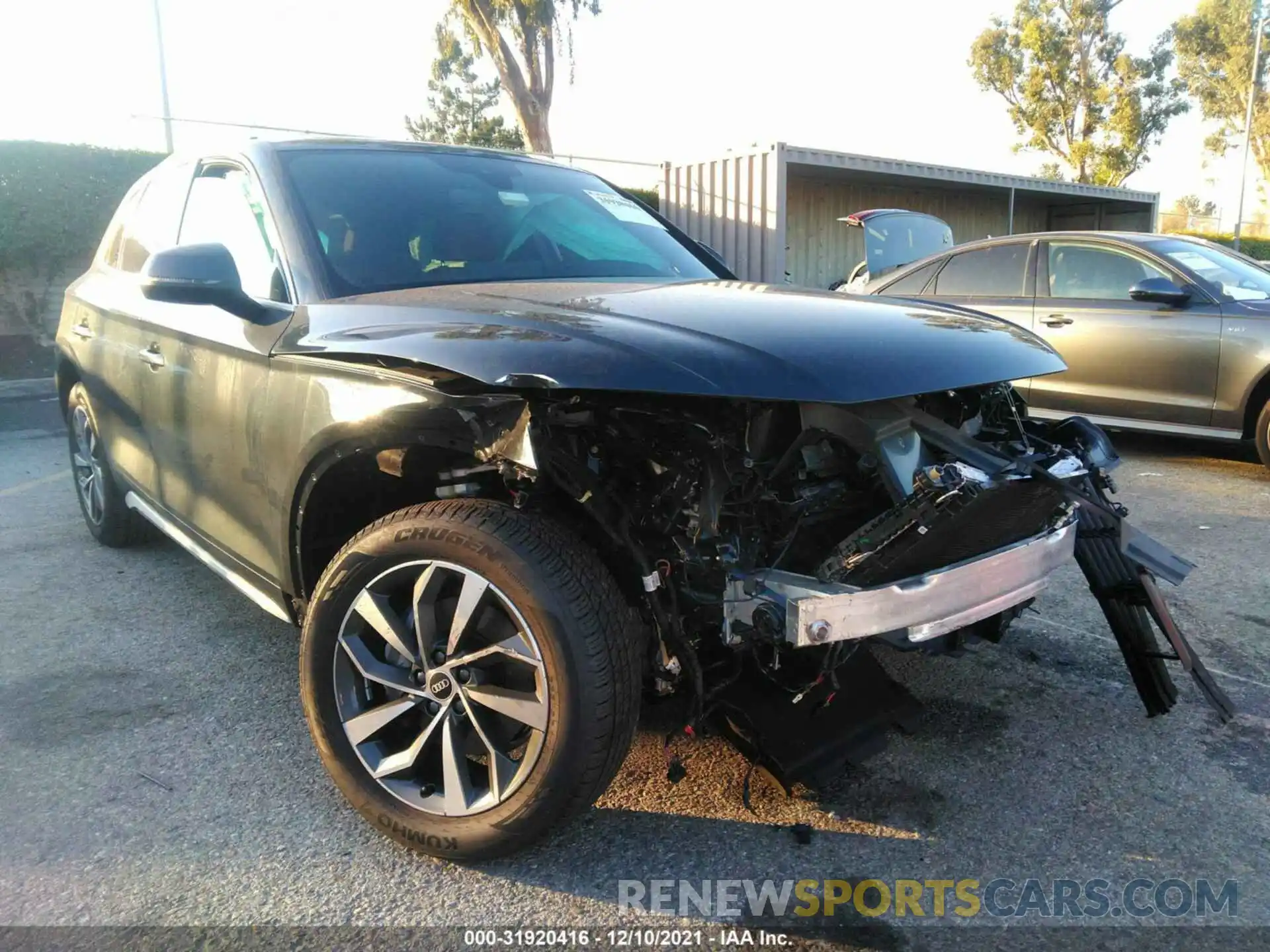 1 Photograph of a damaged car WA1BAAFY7M2065814 AUDI Q5 2021