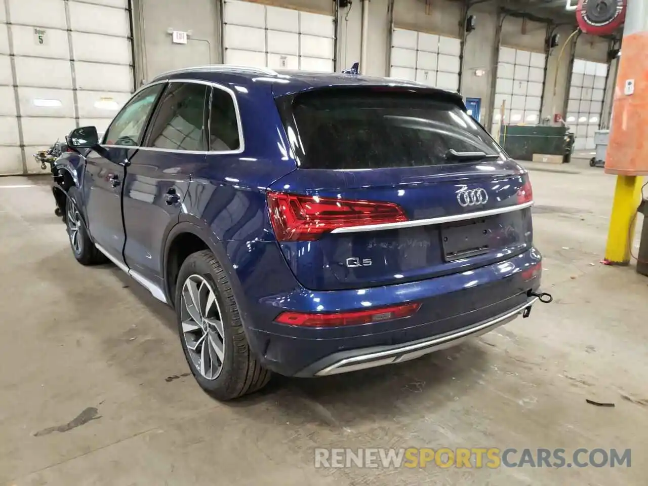 3 Фотография поврежденного автомобиля WA1BAAFY7M2084265 AUDI Q5 2021