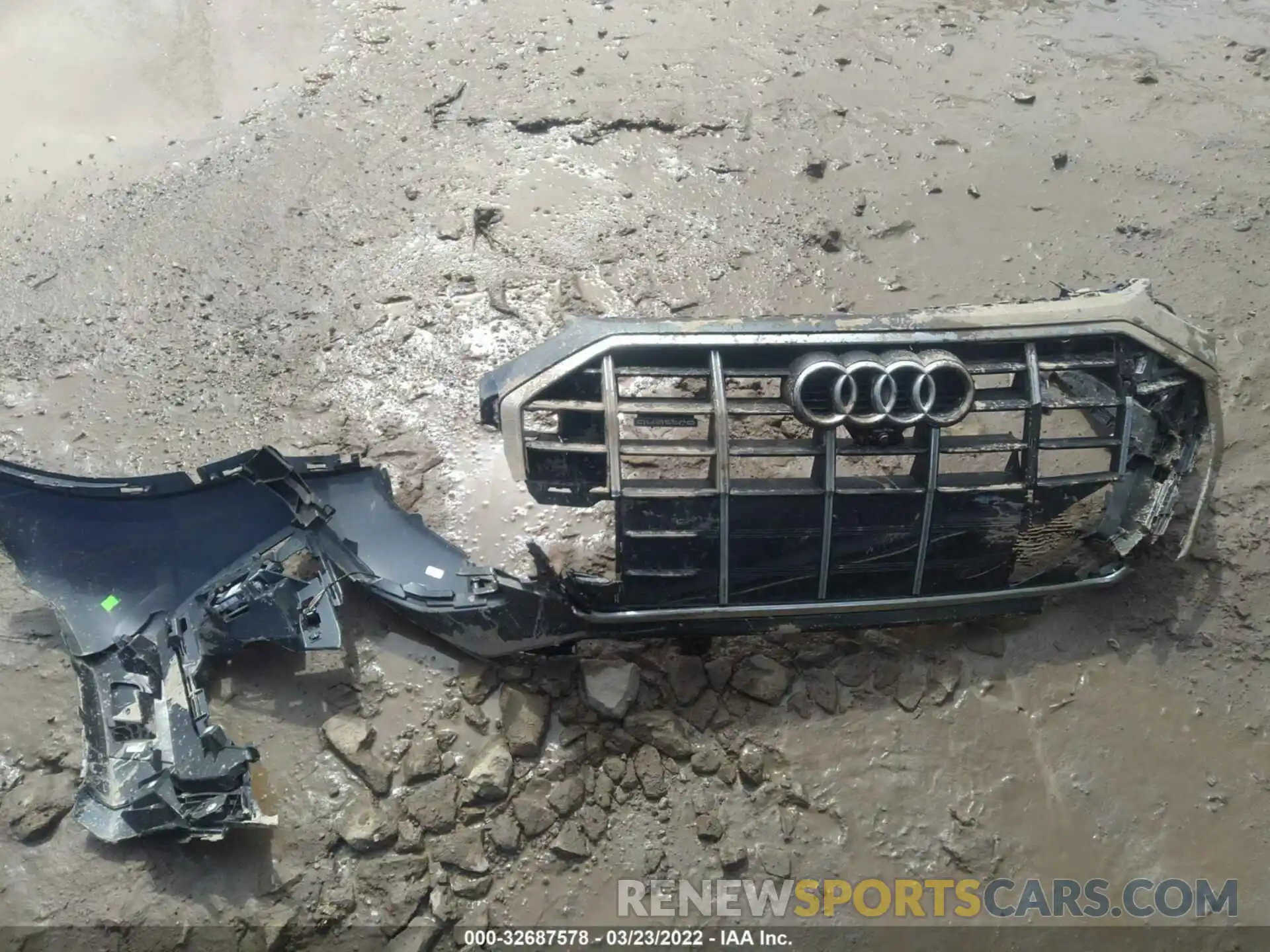 11 Photograph of a damaged car WA1BAAFY7M2087411 AUDI Q5 2021