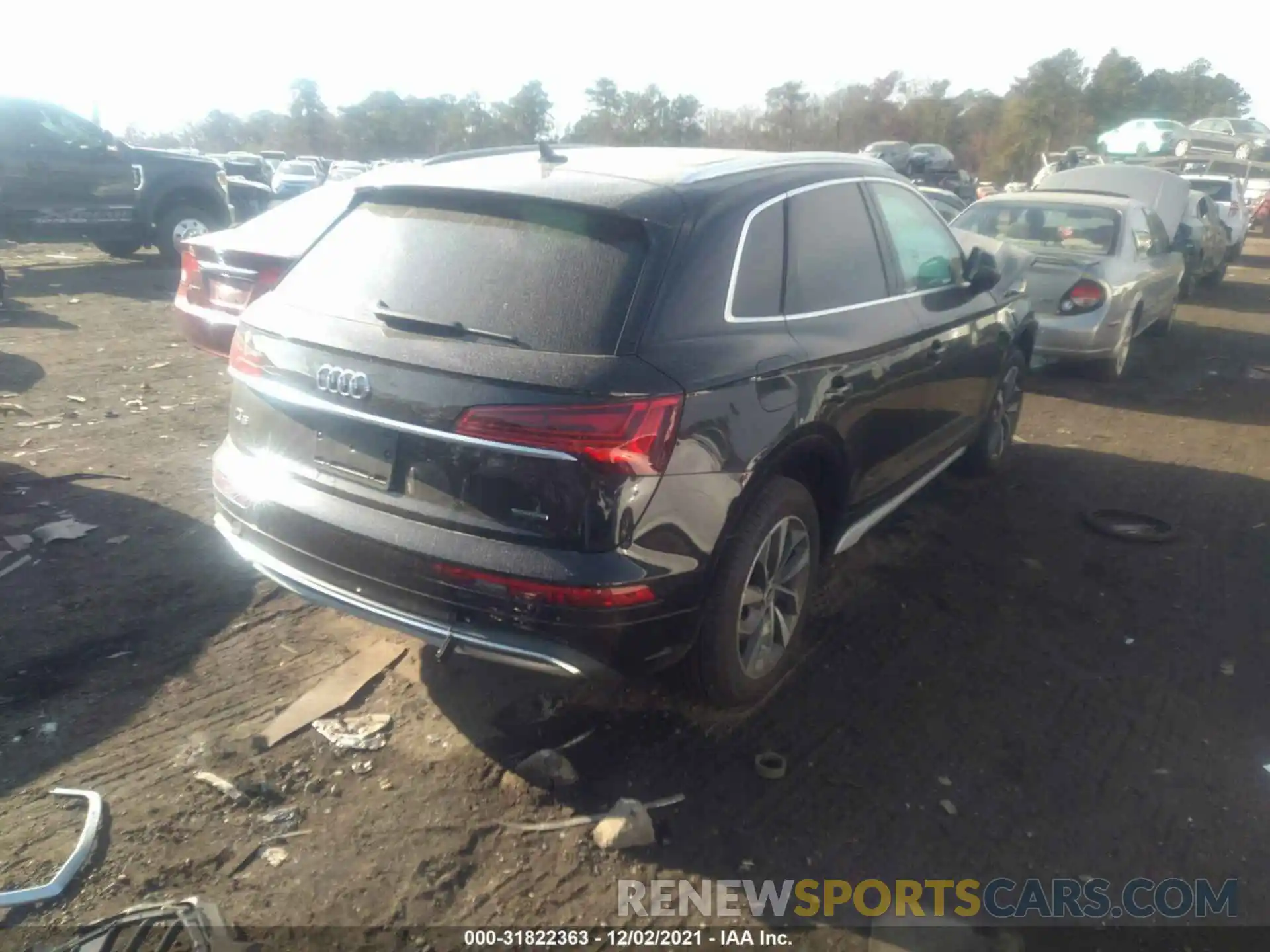 4 Photograph of a damaged car WA1BAAFY7M2092737 AUDI Q5 2021