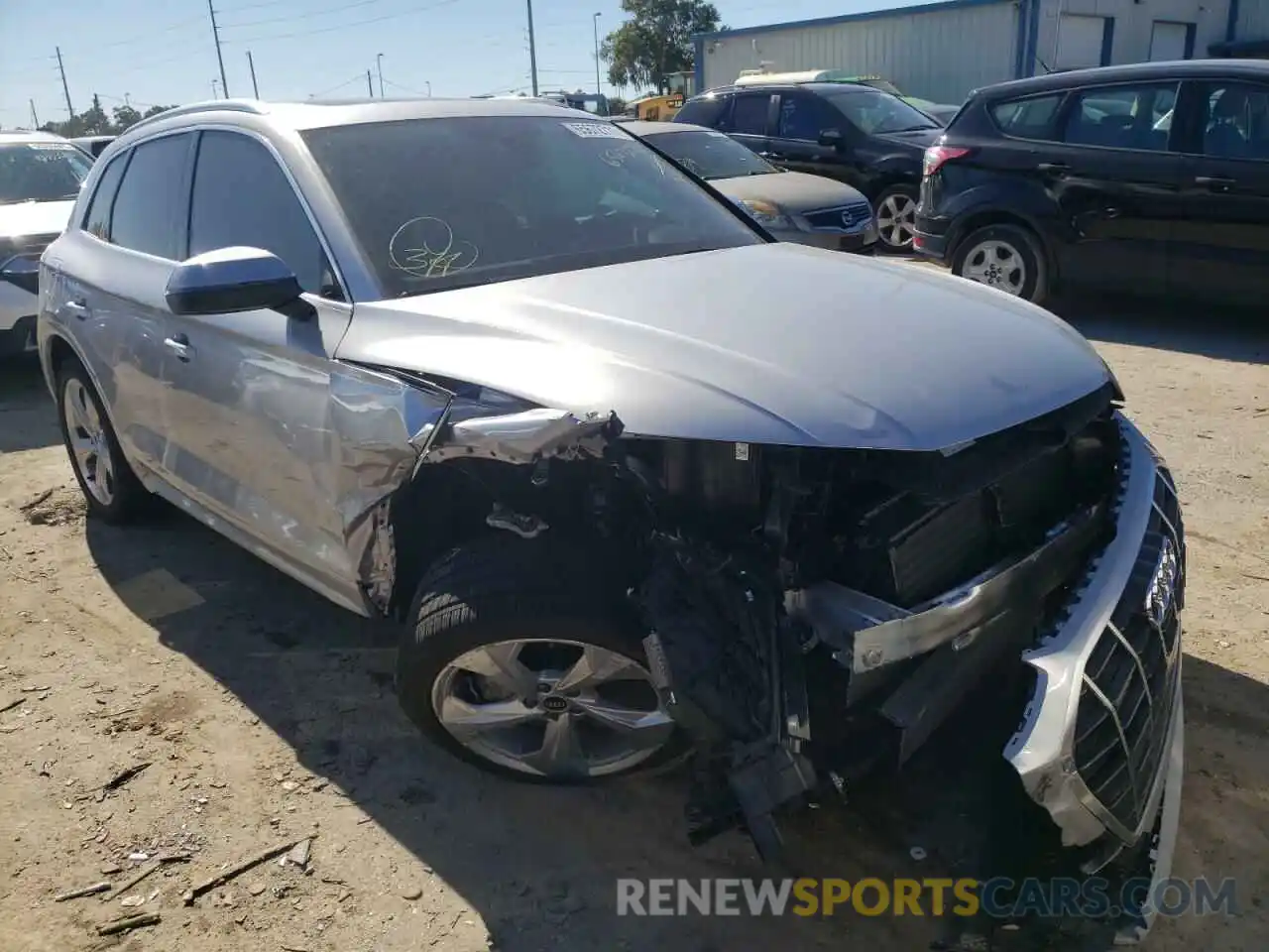 1 Photograph of a damaged car WA1BAAFY7M2110864 AUDI Q5 2021