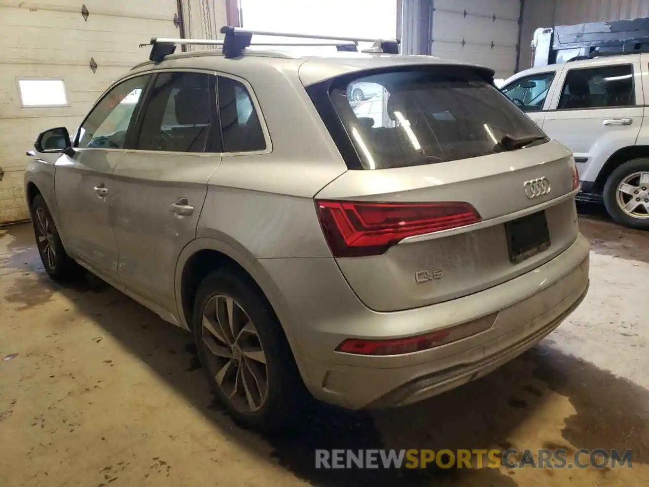 3 Photograph of a damaged car WA1BAAFY8M2025340 AUDI Q5 2021