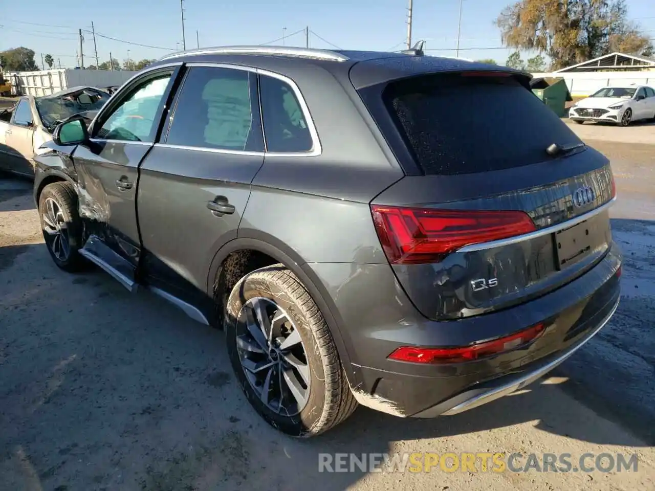 3 Фотография поврежденного автомобиля WA1BAAFY8M2050433 AUDI Q5 2021