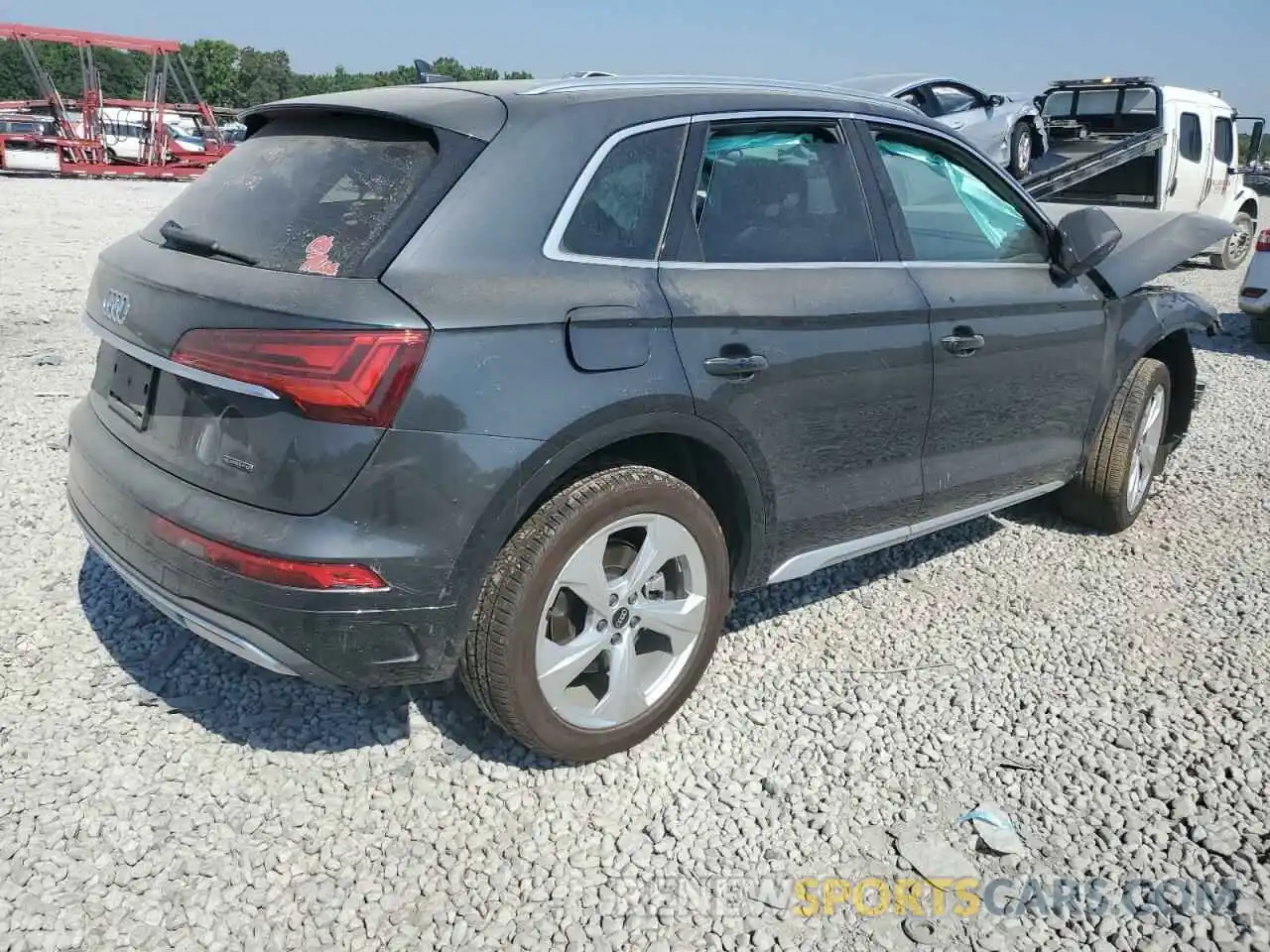 4 Фотография поврежденного автомобиля WA1BAAFY8M2082492 AUDI Q5 2021