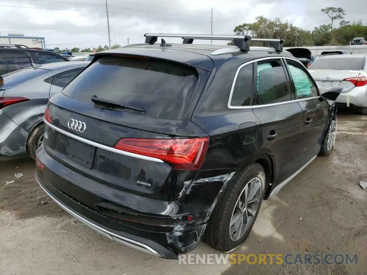 4 Фотография поврежденного автомобиля WA1BAAFY8M2115992 AUDI Q5 2021