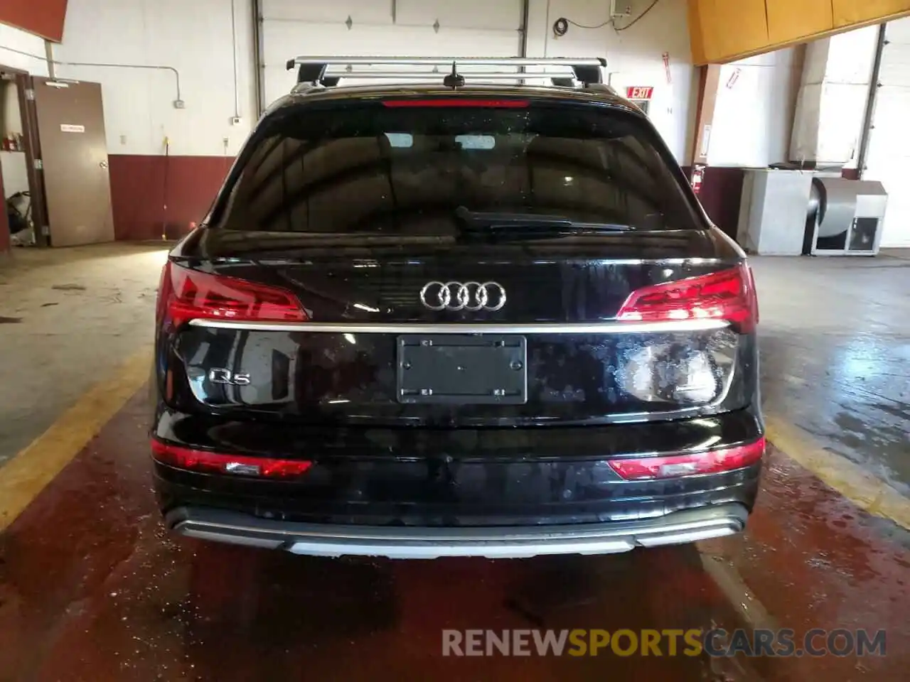 6 Photograph of a damaged car WA1BAAFY9M2019580 AUDI Q5 2021