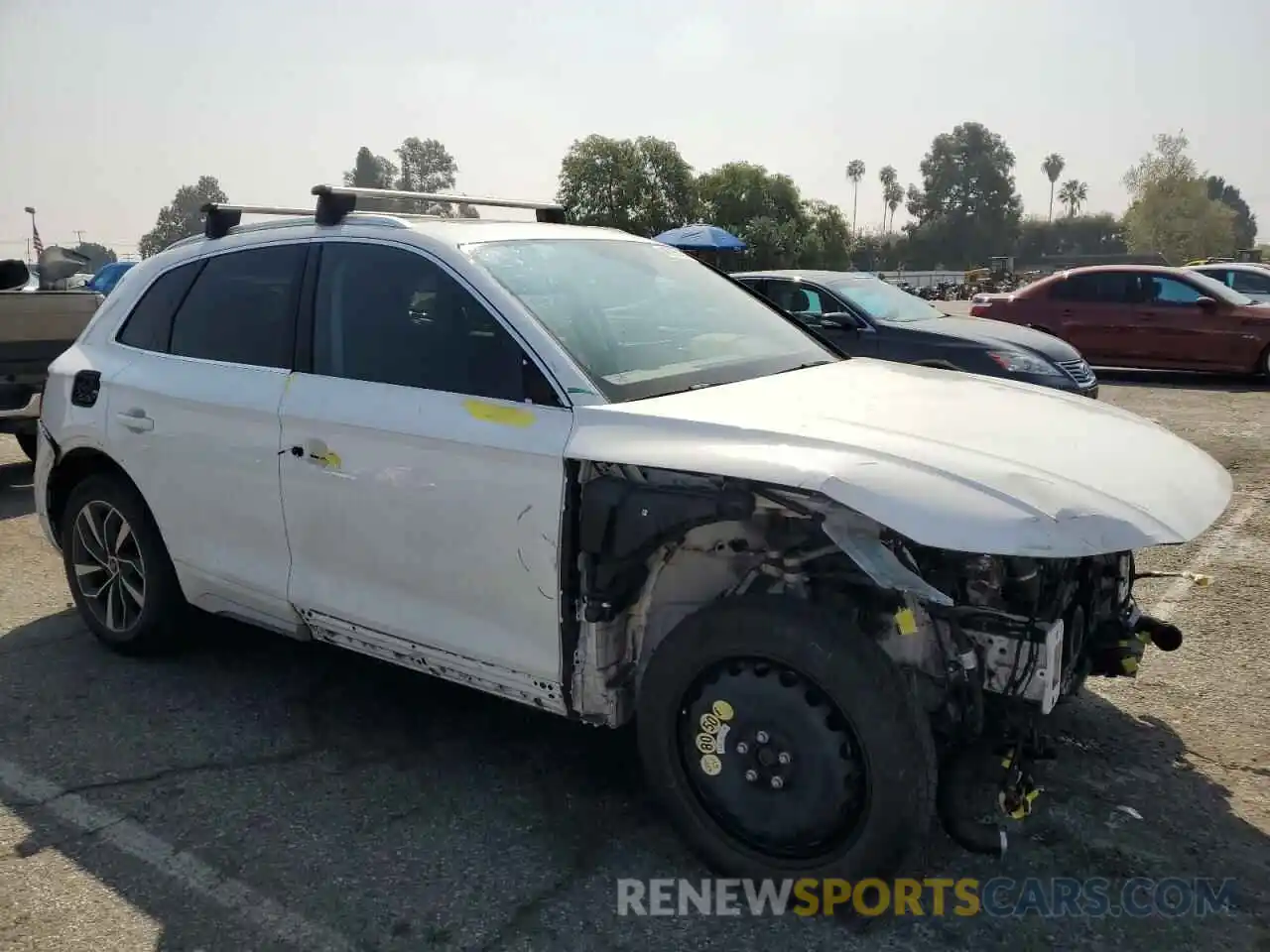 4 Photograph of a damaged car WA1BAAFY9M2087247 AUDI Q5 2021