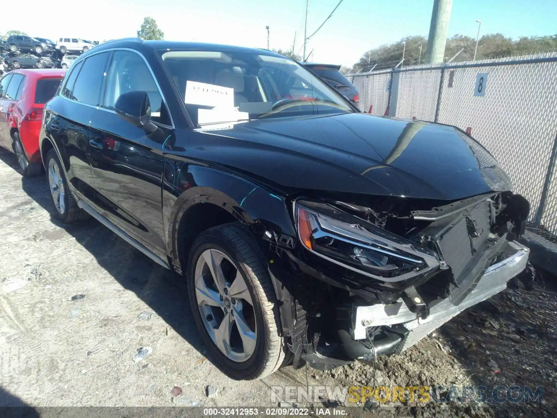 1 Photograph of a damaged car WA1BAAFY9M2101731 AUDI Q5 2021