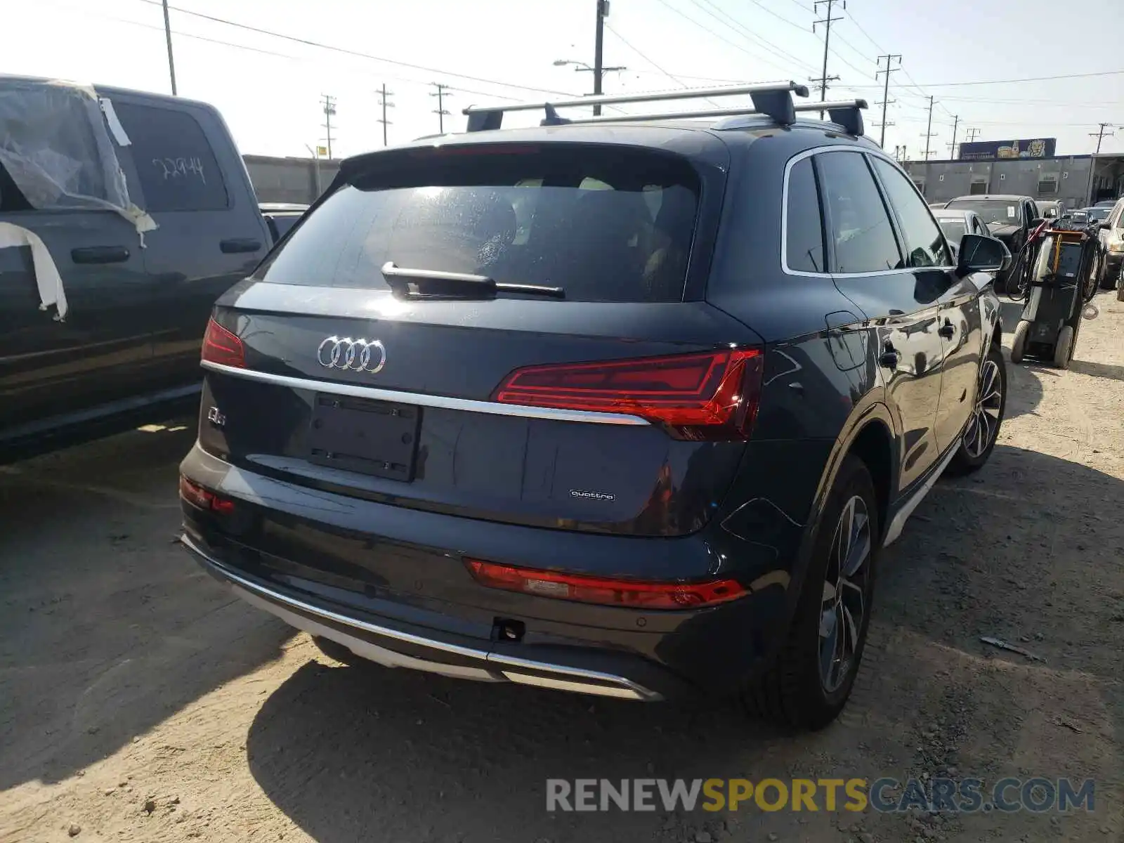 4 Фотография поврежденного автомобиля WA1BAAFY9M2103978 AUDI Q5 2021