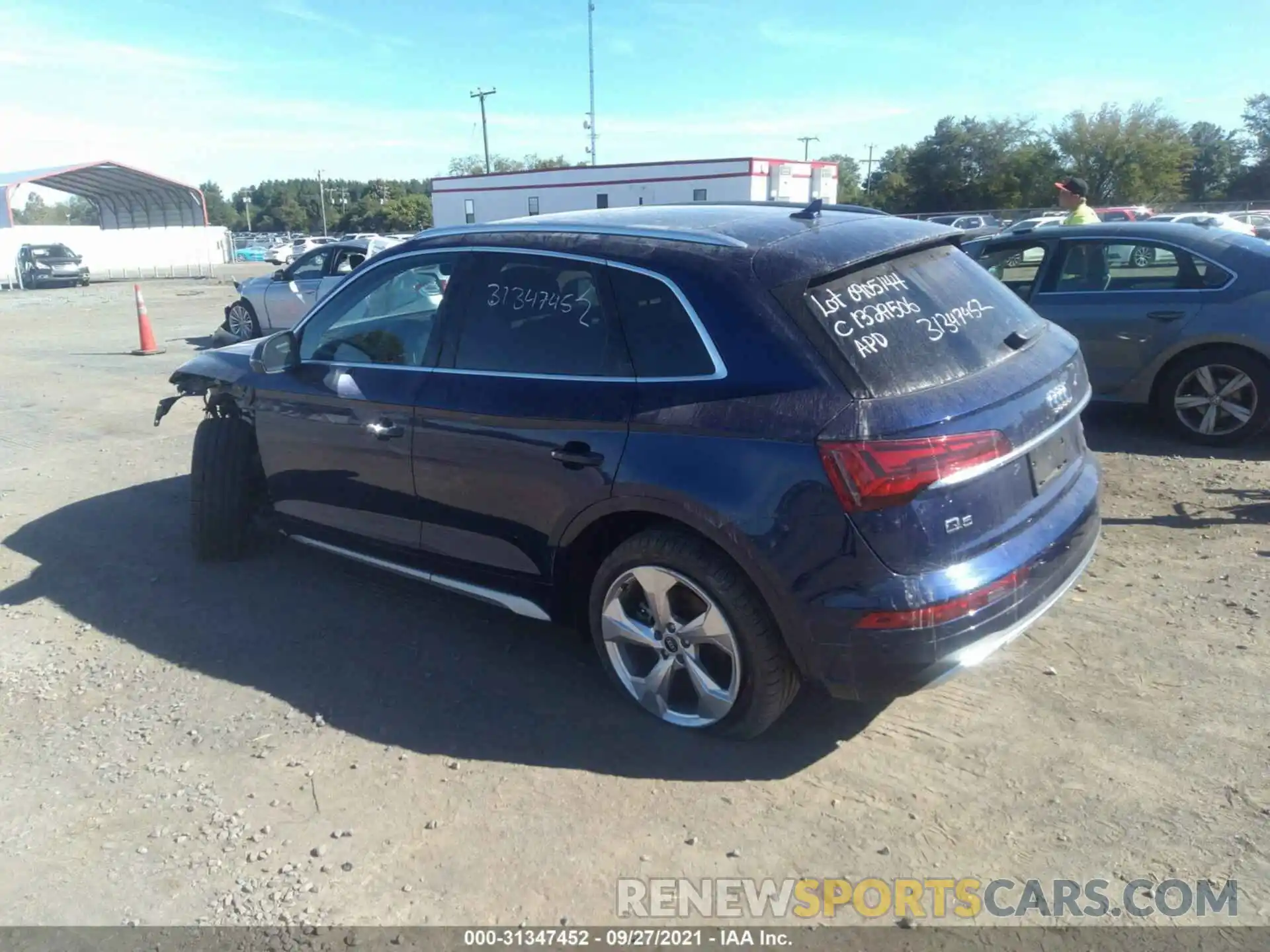 3 Photograph of a damaged car WA1BAAFYXM2015540 AUDI Q5 2021