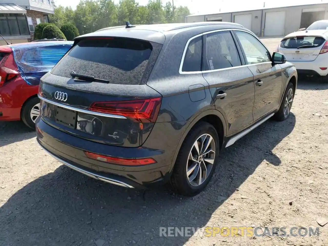 4 Фотография поврежденного автомобиля WA1BAAFYXM2052152 AUDI Q5 2021