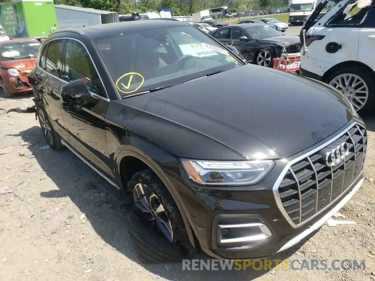 1 Photograph of a damaged car WA1BAAFYXM2053558 AUDI Q5 2021