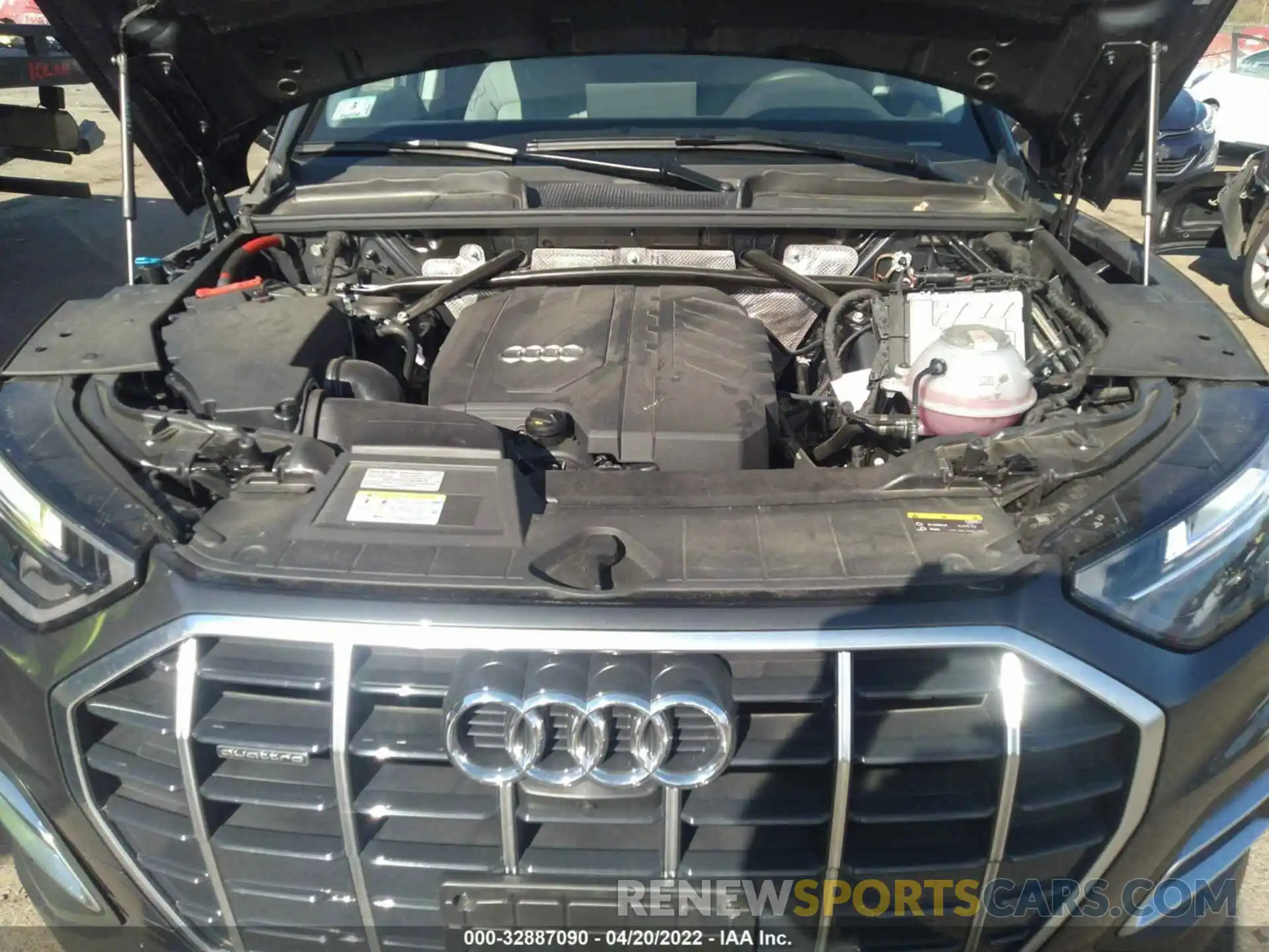 10 Photograph of a damaged car WA1BAAFYXM2067525 AUDI Q5 2021