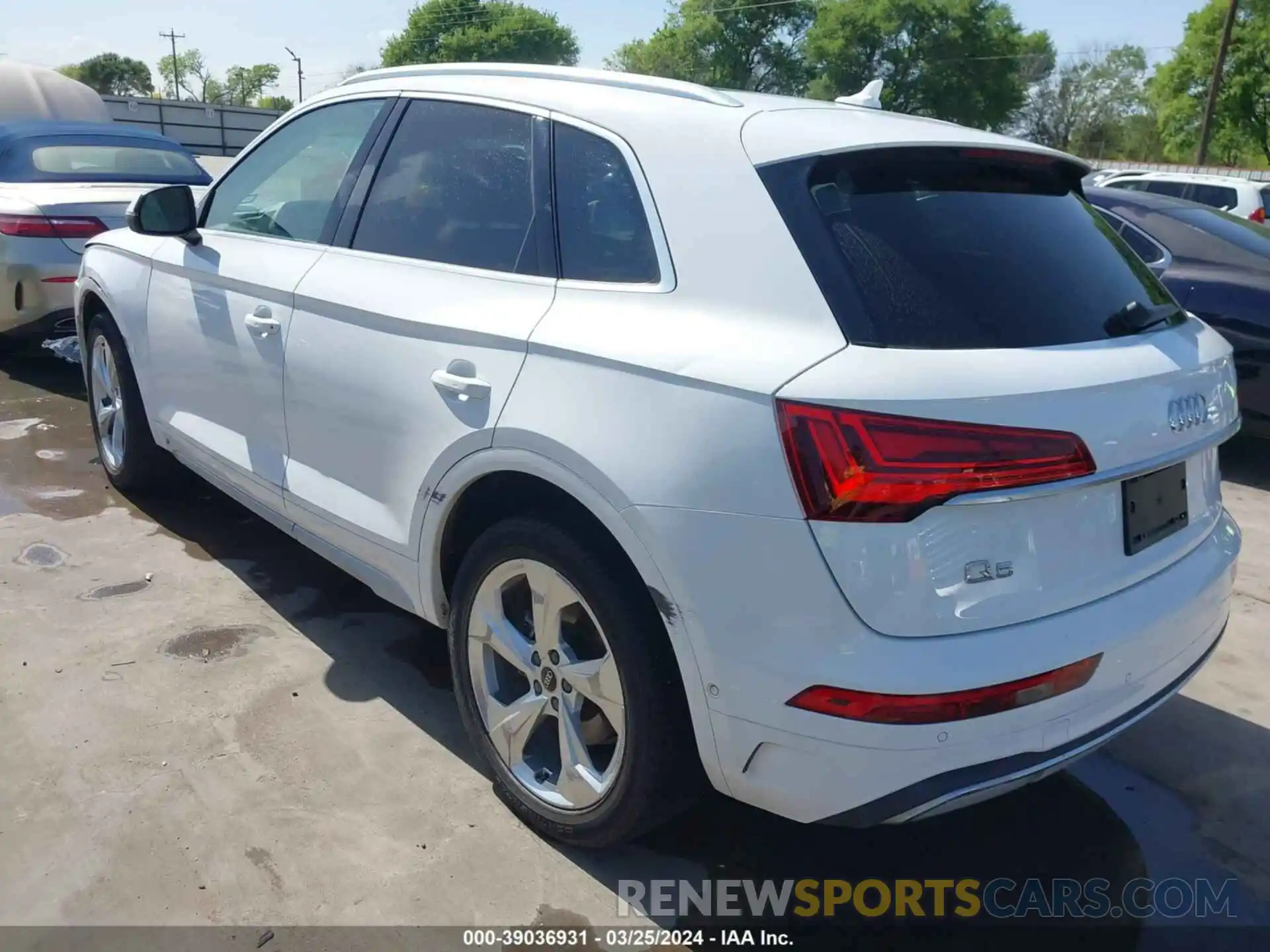 3 Фотография поврежденного автомобиля WA1CAAFY0M2053797 AUDI Q5 2021