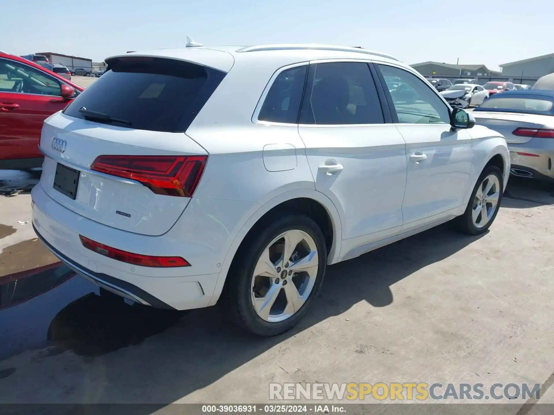 4 Photograph of a damaged car WA1CAAFY0M2053797 AUDI Q5 2021