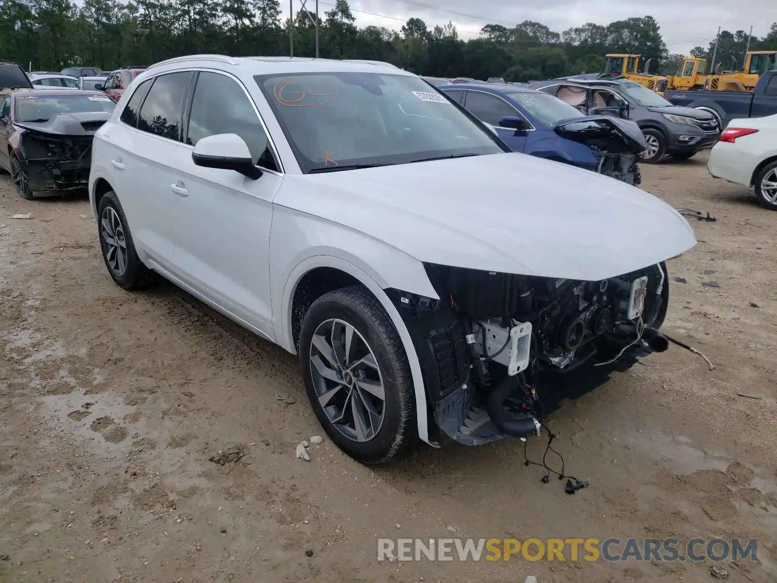 1 Photograph of a damaged car WA1CAAFY0M2079008 AUDI Q5 2021