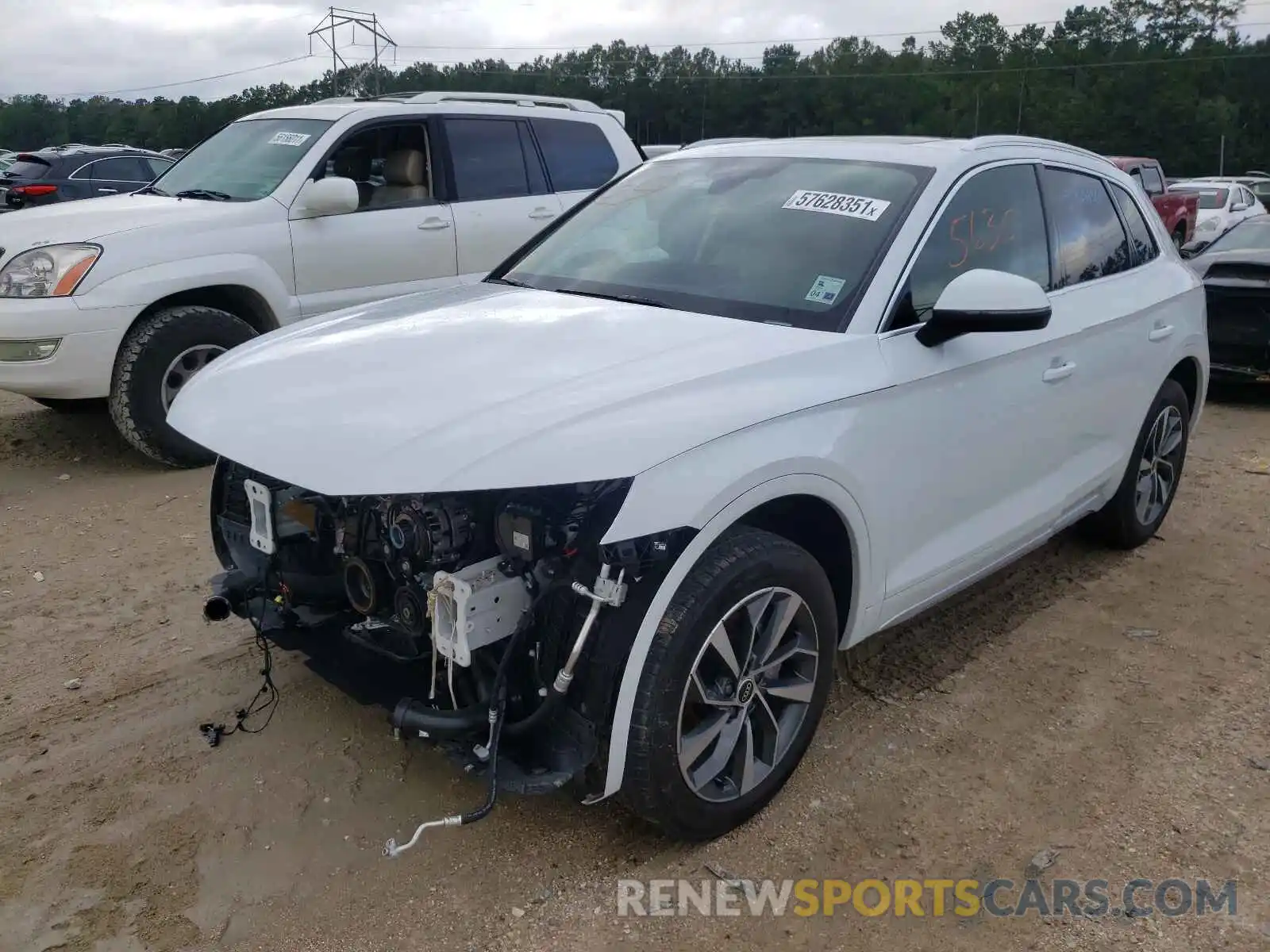 2 Photograph of a damaged car WA1CAAFY0M2079008 AUDI Q5 2021