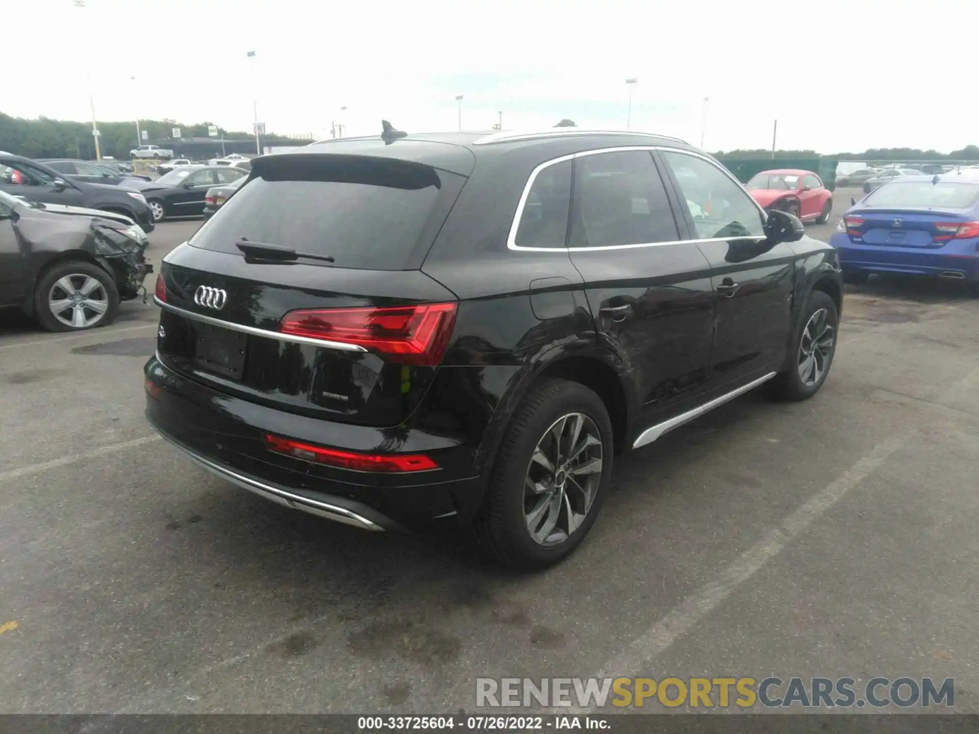 4 Photograph of a damaged car WA1CAAFY0M2096424 AUDI Q5 2021