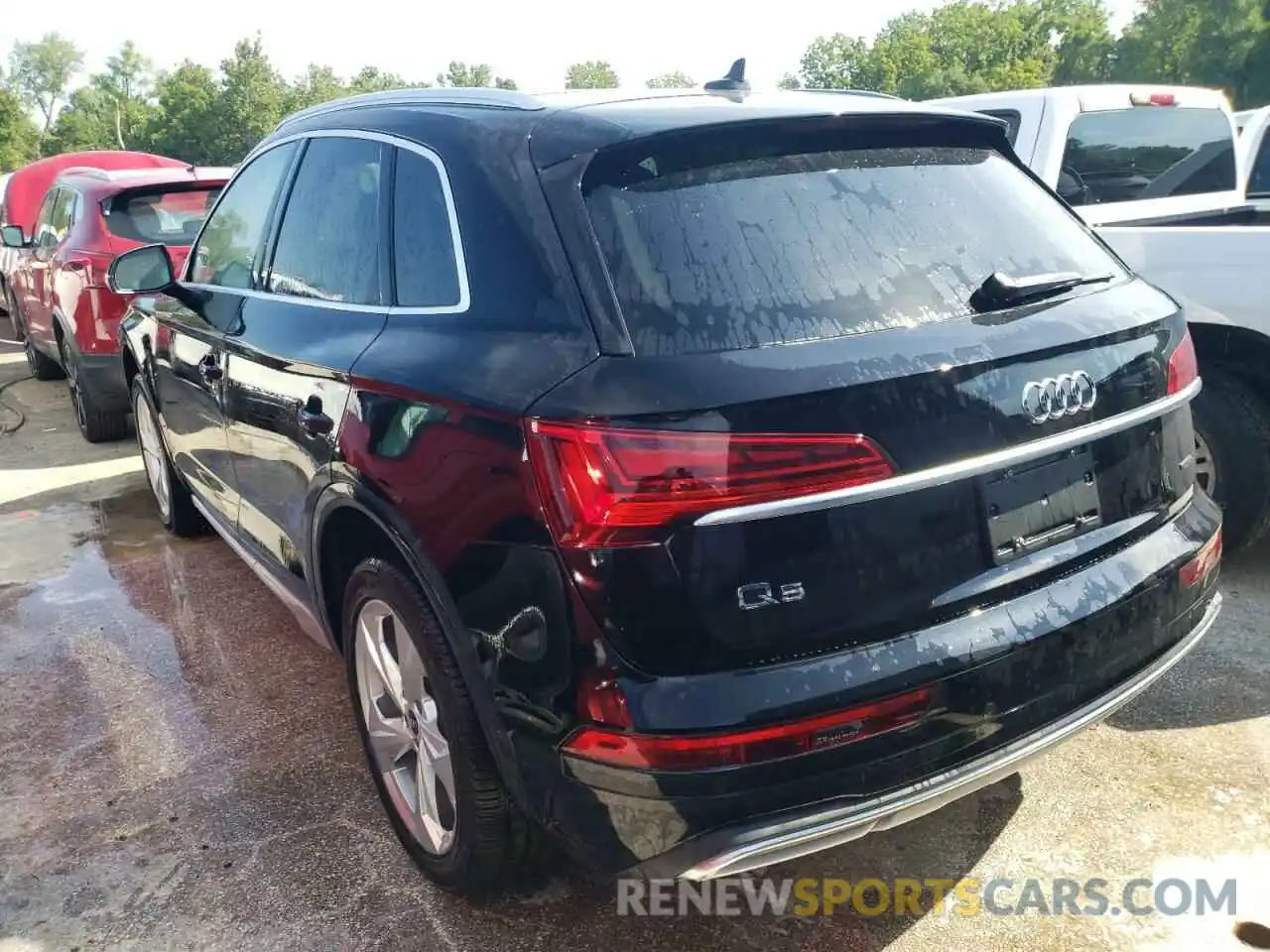 3 Photograph of a damaged car WA1CAAFY1M2059947 AUDI Q5 2021