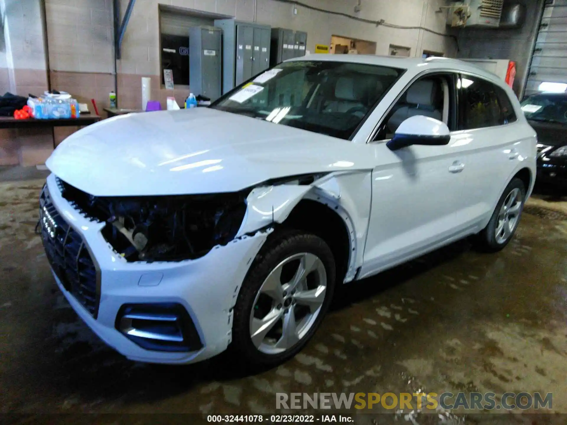 2 Photograph of a damaged car WA1CAAFY5M2058820 AUDI Q5 2021