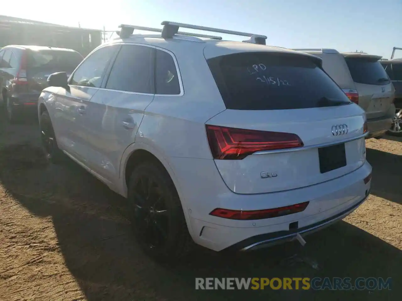 3 Photograph of a damaged car WA1CAAFY7M2008520 AUDI Q5 2021