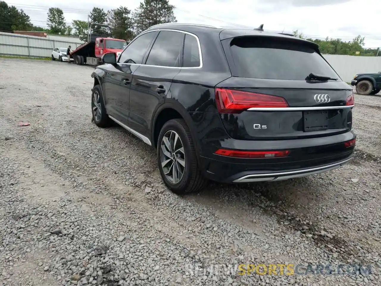 3 Photograph of a damaged car WA1CAAFY8M2010857 AUDI Q5 2021