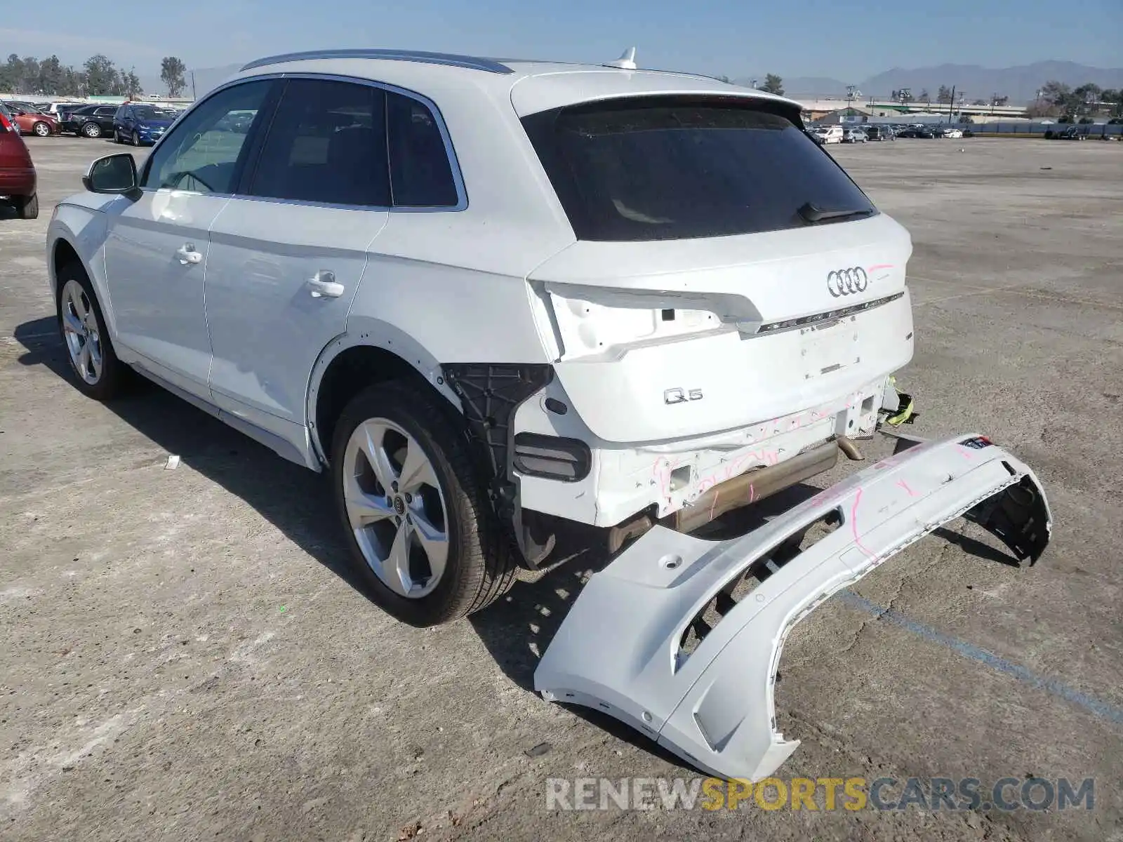 3 Фотография поврежденного автомобиля WA1CABFYXM2028394 AUDI Q5 2021