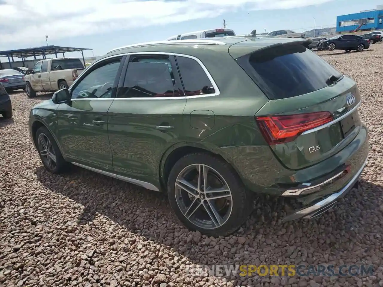 2 Photograph of a damaged car WA1E2AFY1M2070131 AUDI Q5 2021