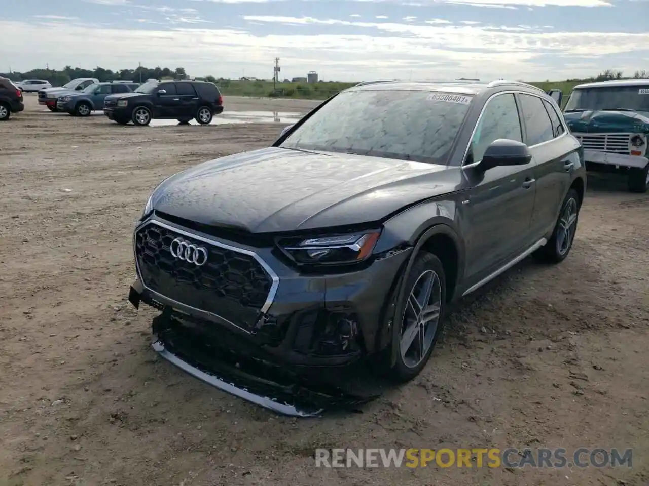 2 Photograph of a damaged car WA1E2AFY2M2129946 AUDI Q5 2021