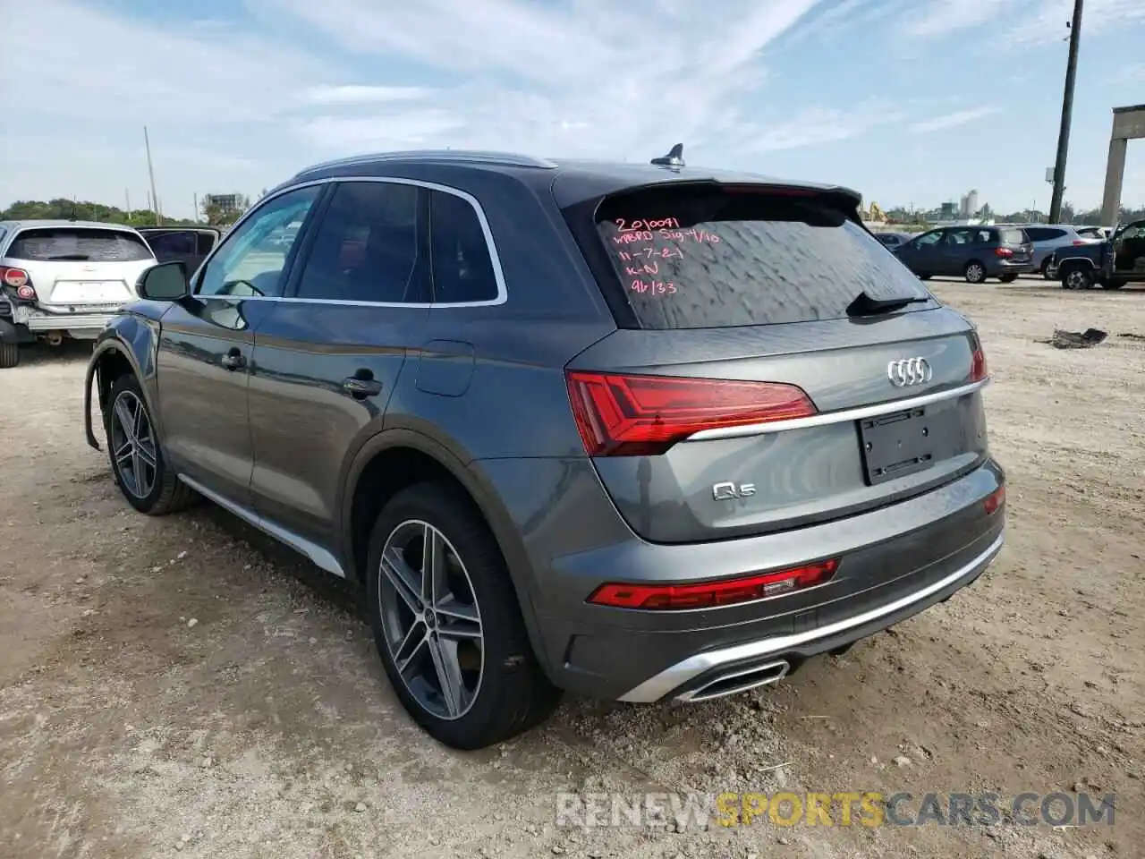 3 Фотография поврежденного автомобиля WA1E2AFY2M2129946 AUDI Q5 2021