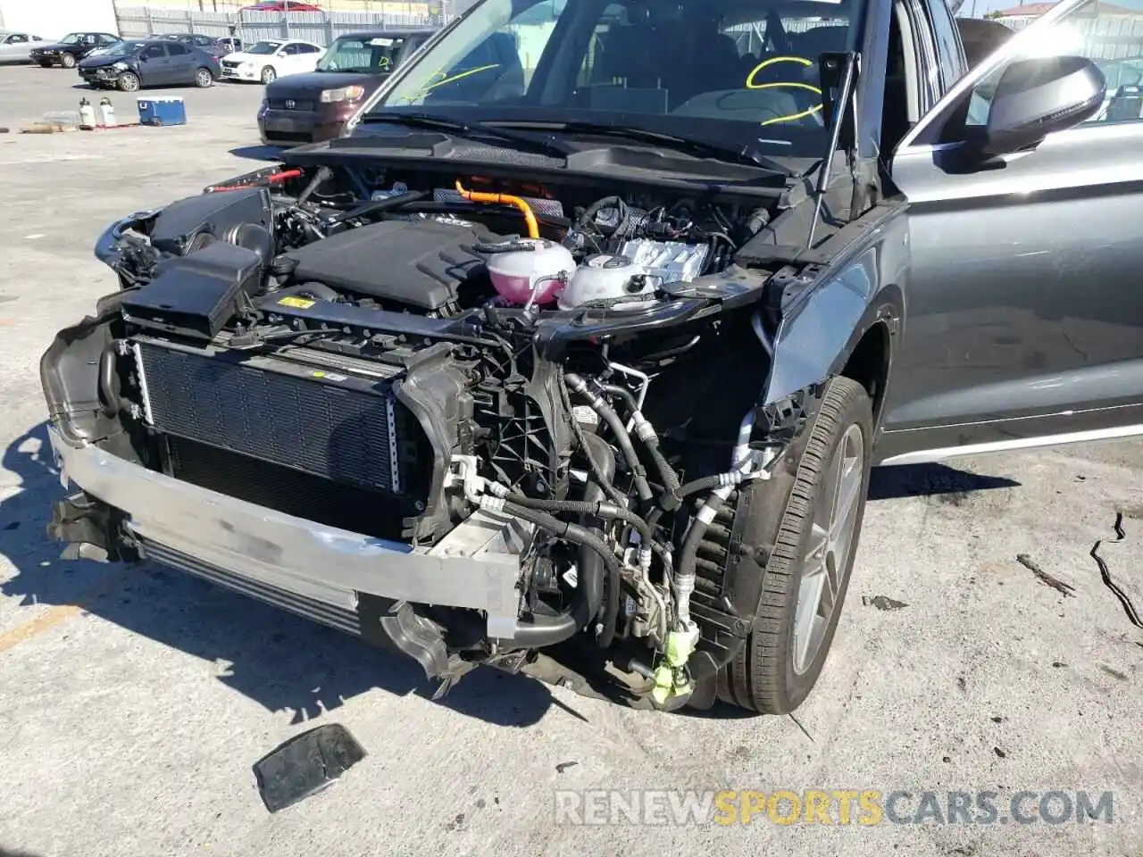 9 Photograph of a damaged car WA1E2AFY5M2032384 AUDI Q5 2021