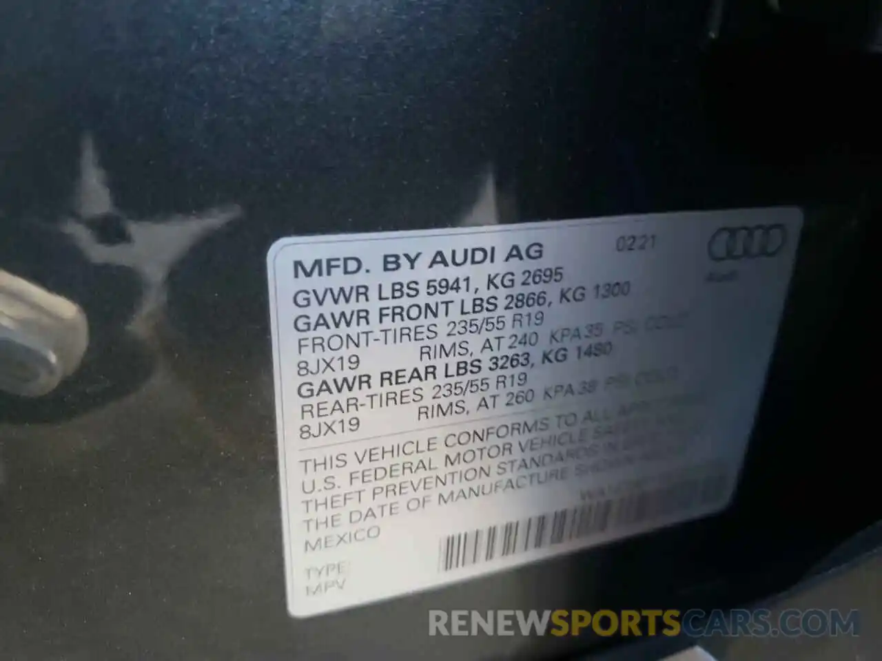 10 Photograph of a damaged car WA1E2AFY5M2055860 AUDI Q5 2021