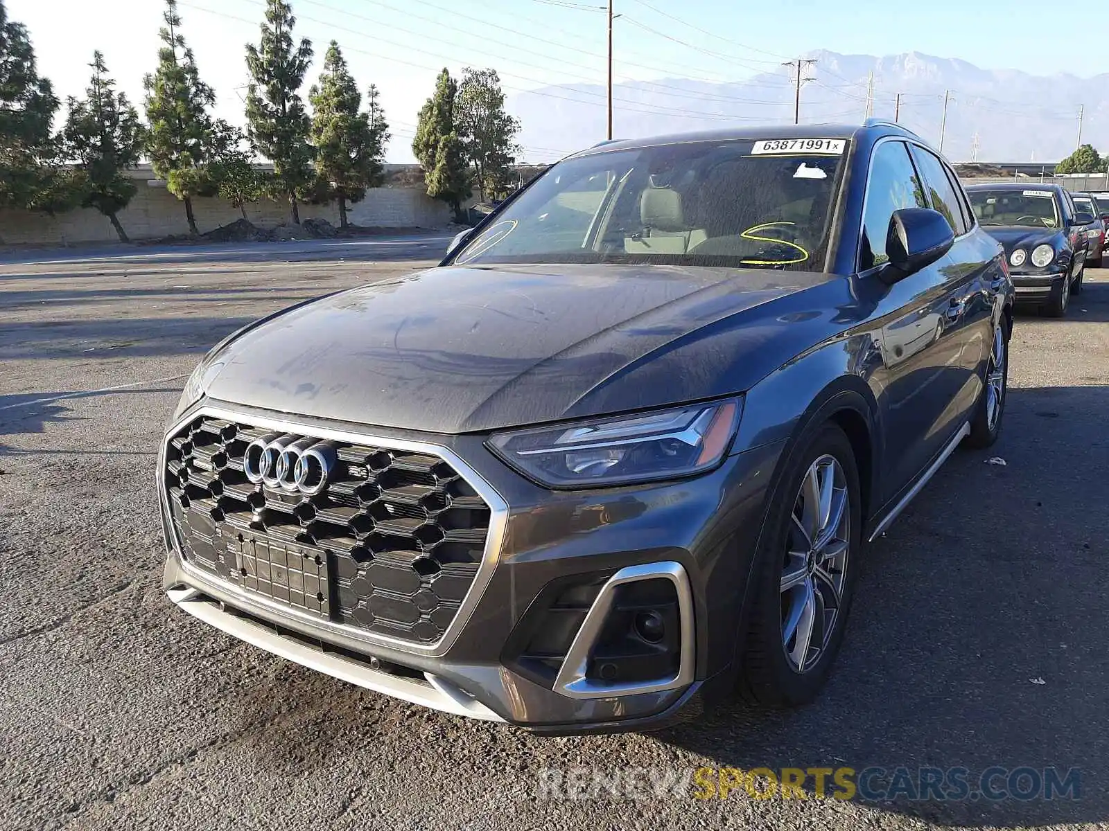 2 Photograph of a damaged car WA1E2AFY7M2043001 AUDI Q5 2021