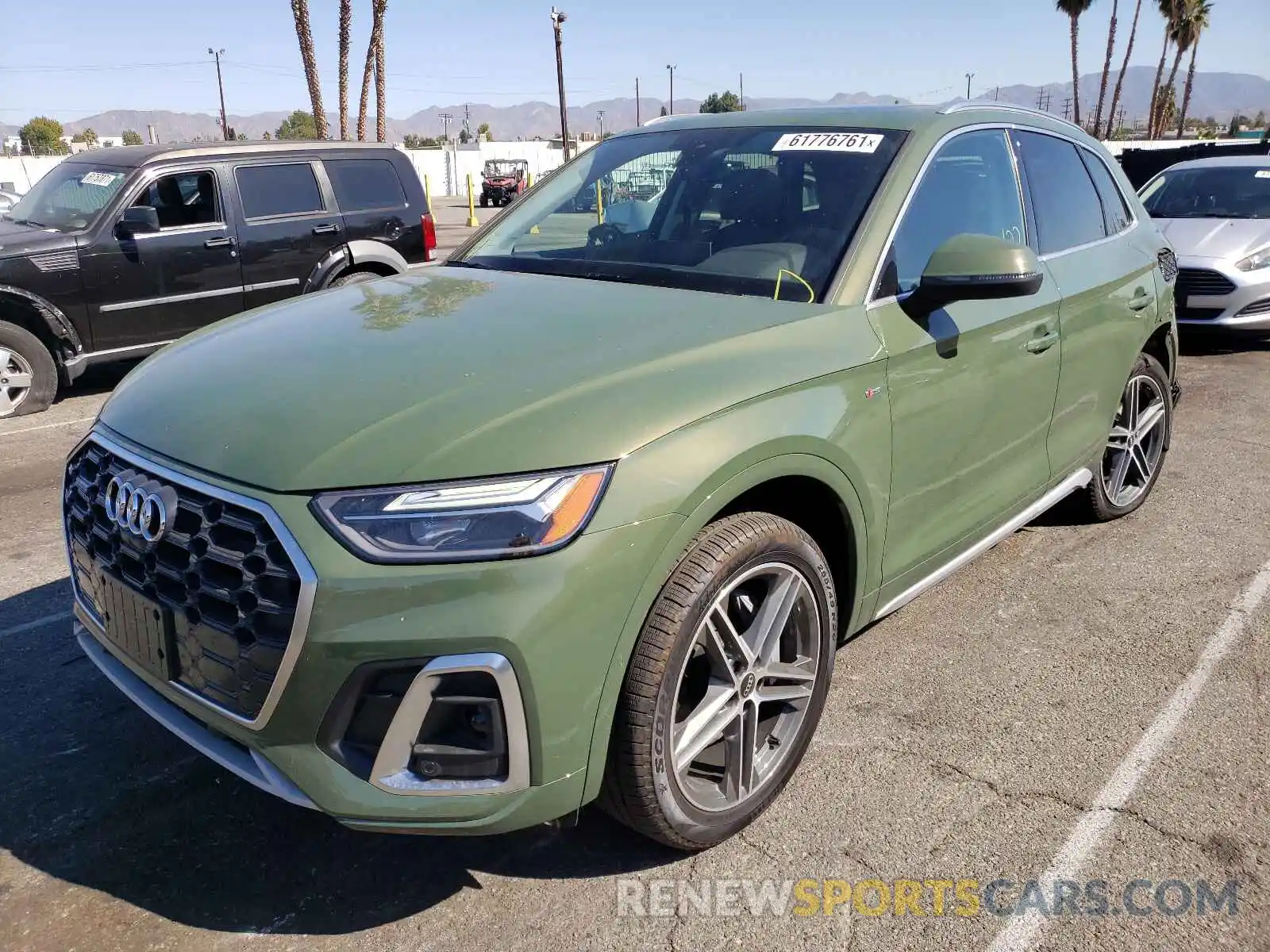 2 Photograph of a damaged car WA1E2AFY8M2118322 AUDI Q5 2021