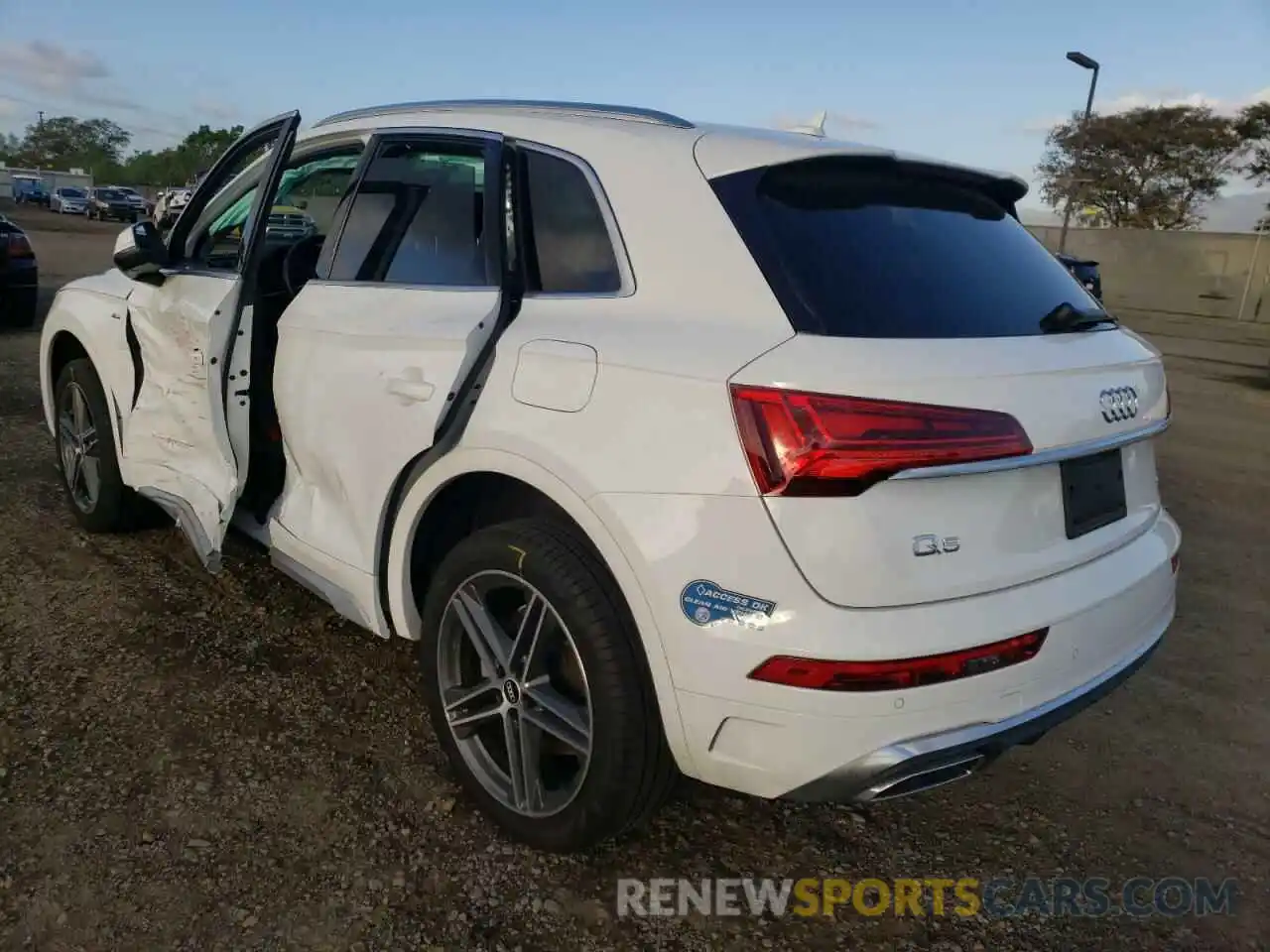 3 Фотография поврежденного автомобиля WA1E2AFY9M2042786 AUDI Q5 2021