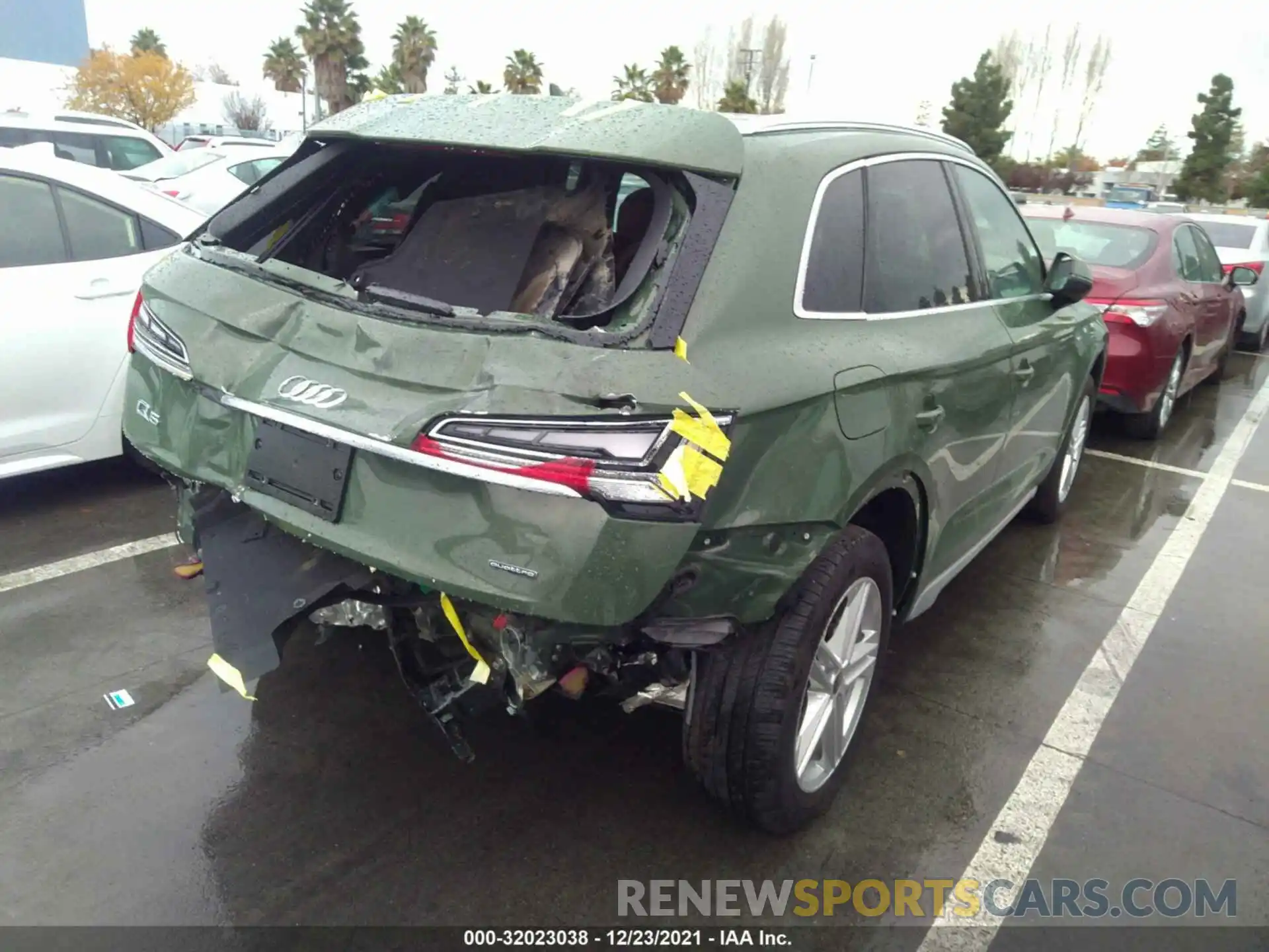 4 Photograph of a damaged car WA1E2BFY1M2077909 AUDI Q5 2021