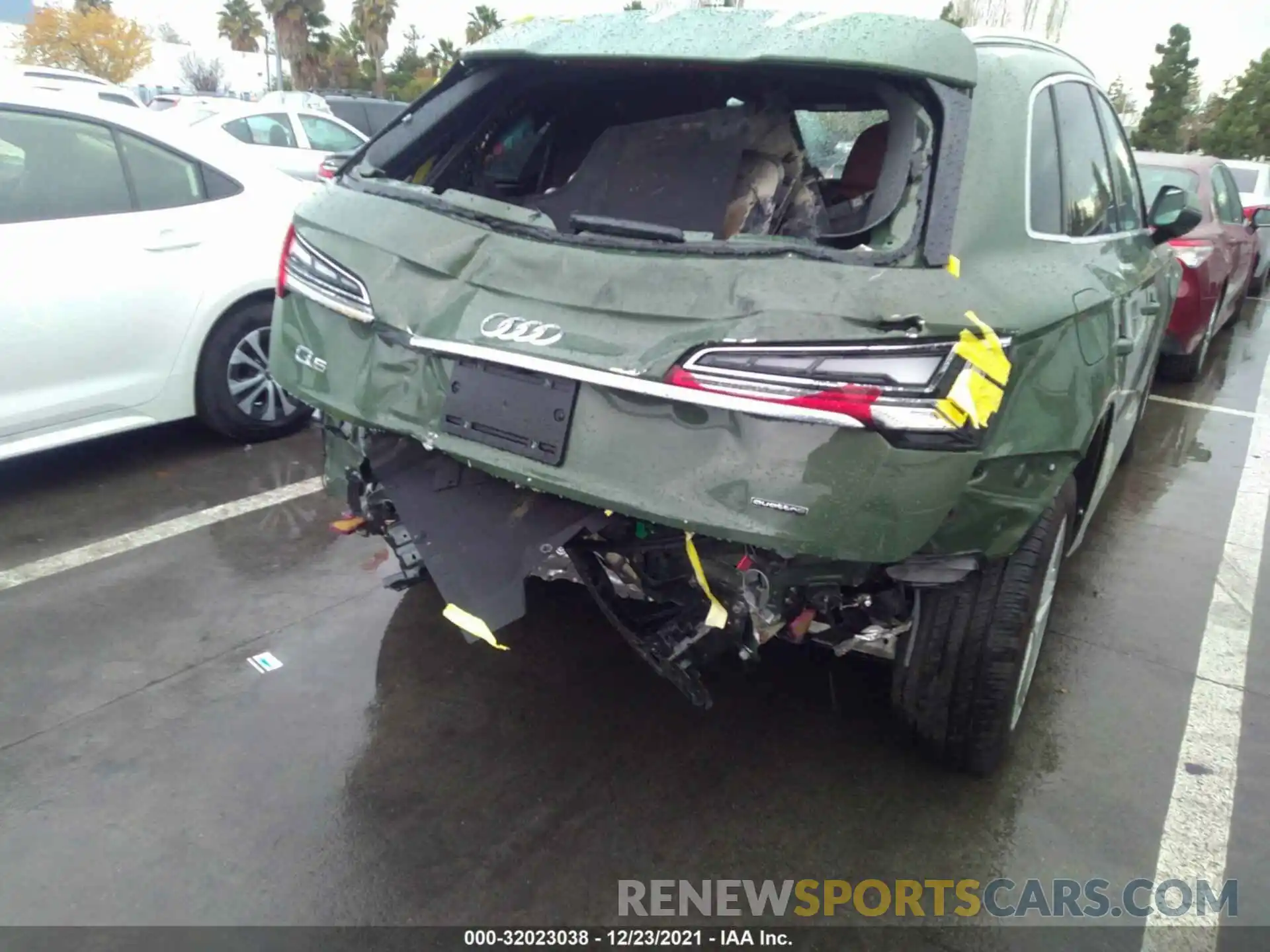 6 Photograph of a damaged car WA1E2BFY1M2077909 AUDI Q5 2021